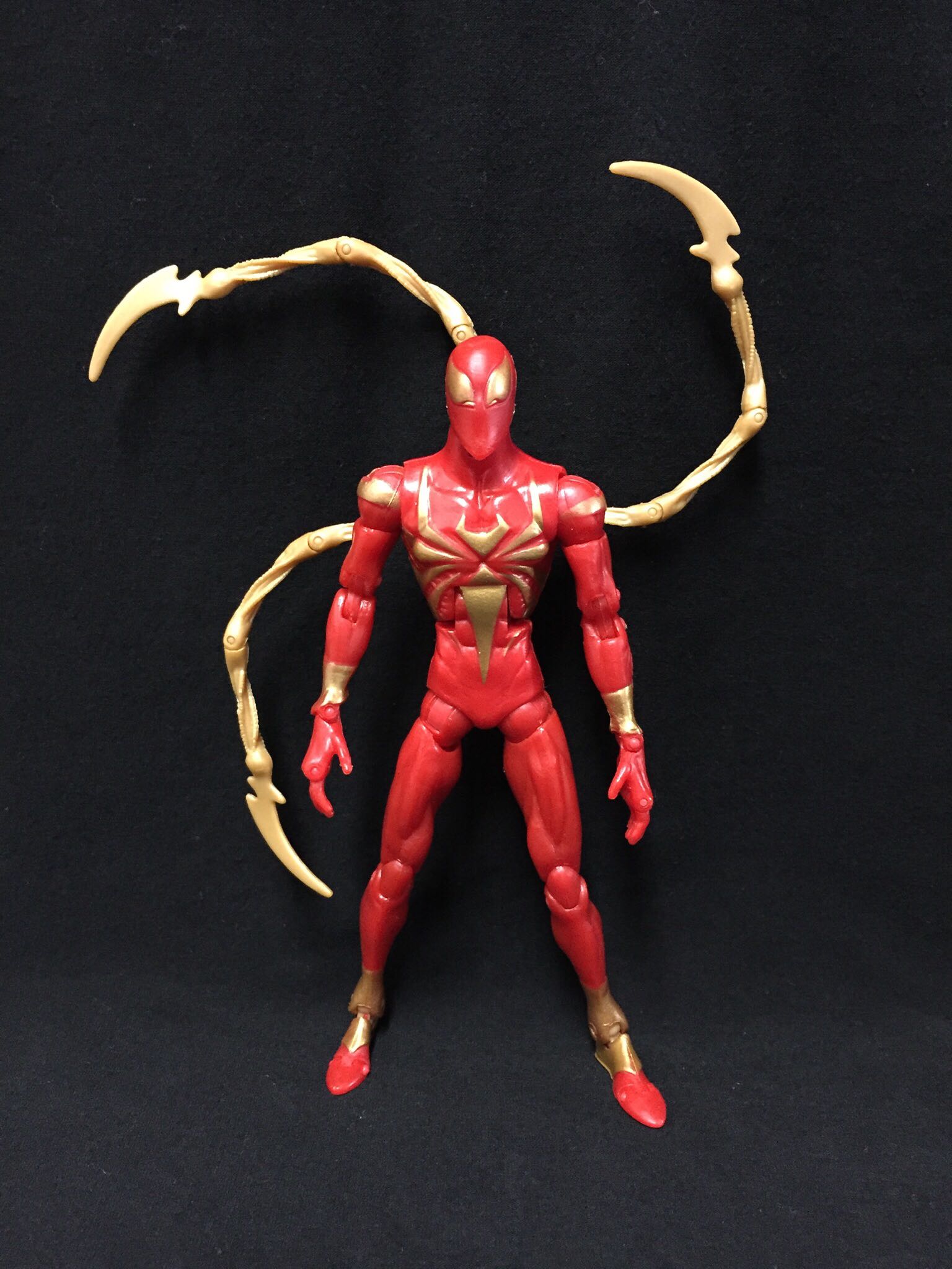 Iron Spider-Man (Classic) - Hasbro (Marvel: Spider-man: 6”) action figure collectible [Barcode 653569346166] - Main Image 3