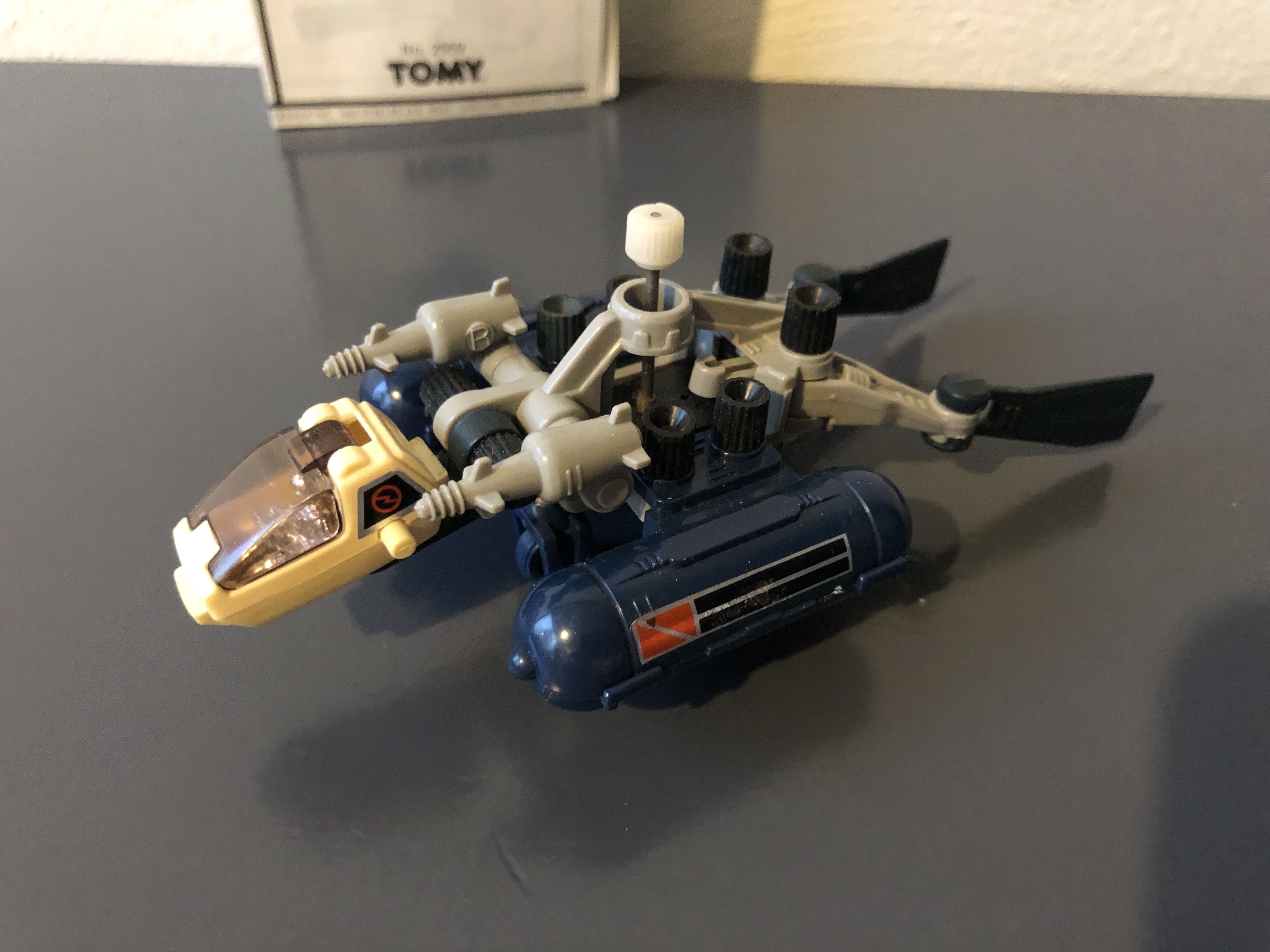 Zoids “Aquadon” RMZ-05 - Tomy (Helic Republic) action figure collectible - Main Image 2