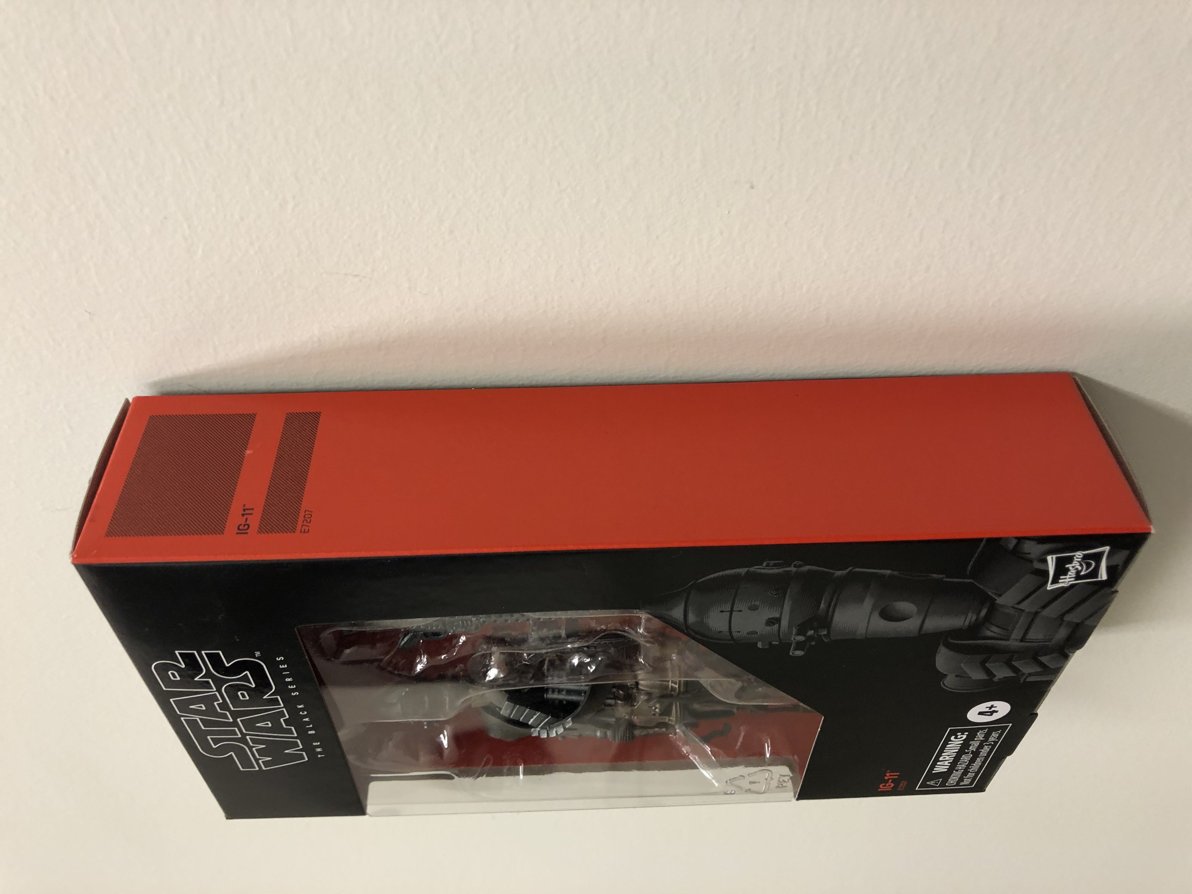 IG-11 - Hasbro (Star Wars: The Black Series) action figure collectible [Barcode 630509881215] - Main Image 3