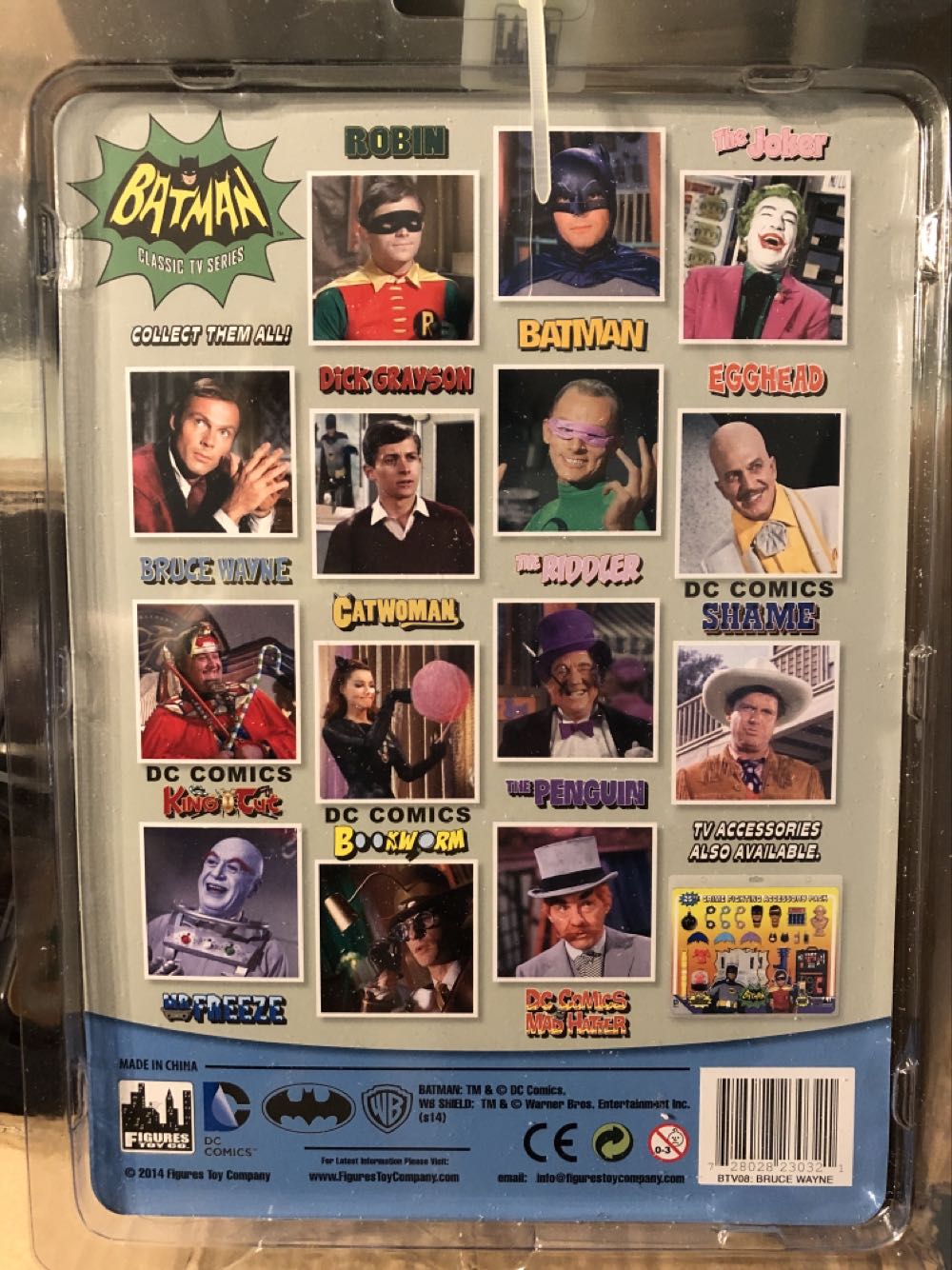 Bruce Wayne - Batman Classic TV Series - Figures Toy Company (Batman Classic Tv Series) action figure collectible [Barcode 728028230321] - Main Image 2