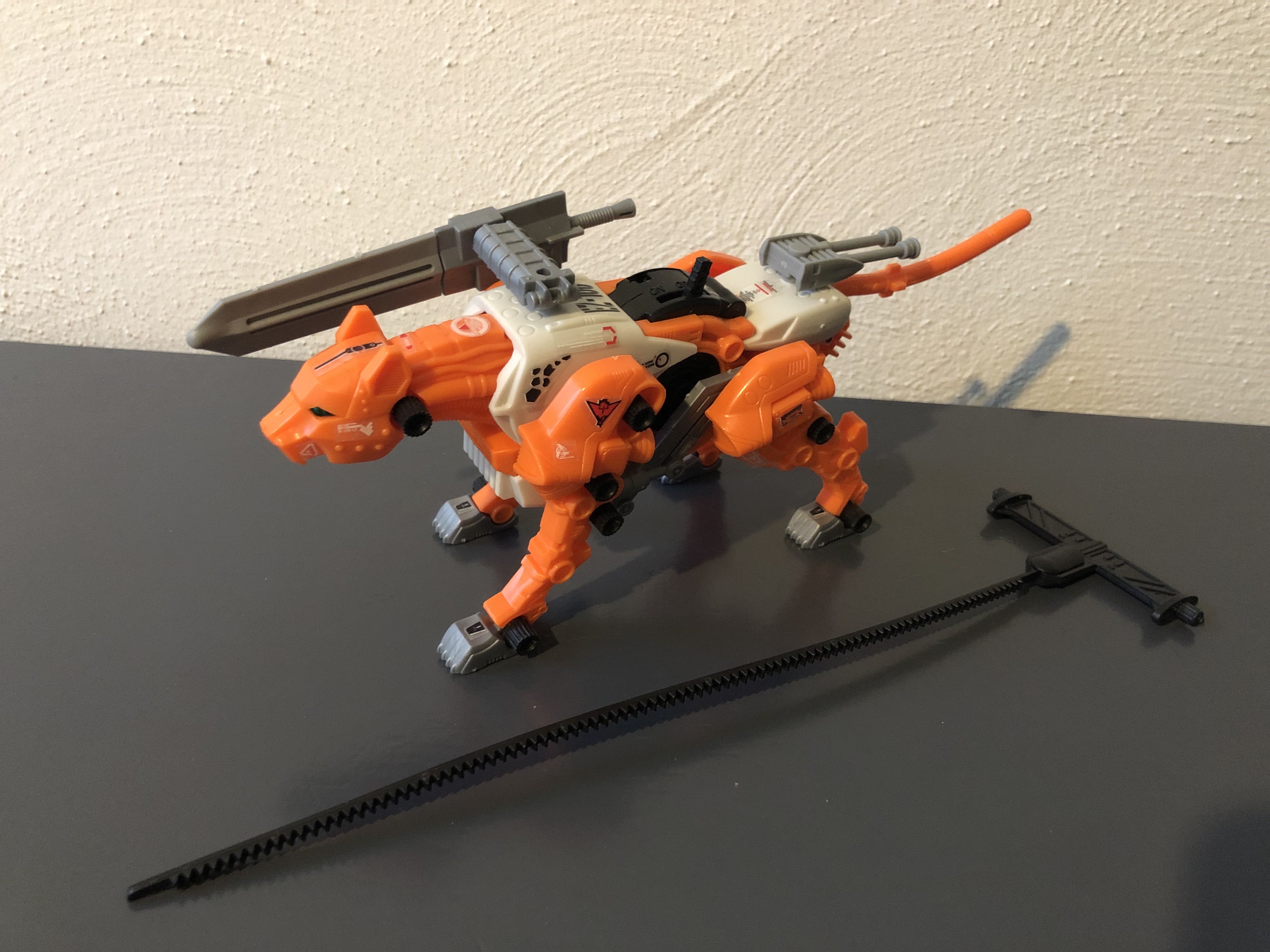 Zoids “Gravity Saix” EZ-106 - Tomy (Guylos Empire) action figure collectible - Main Image 2