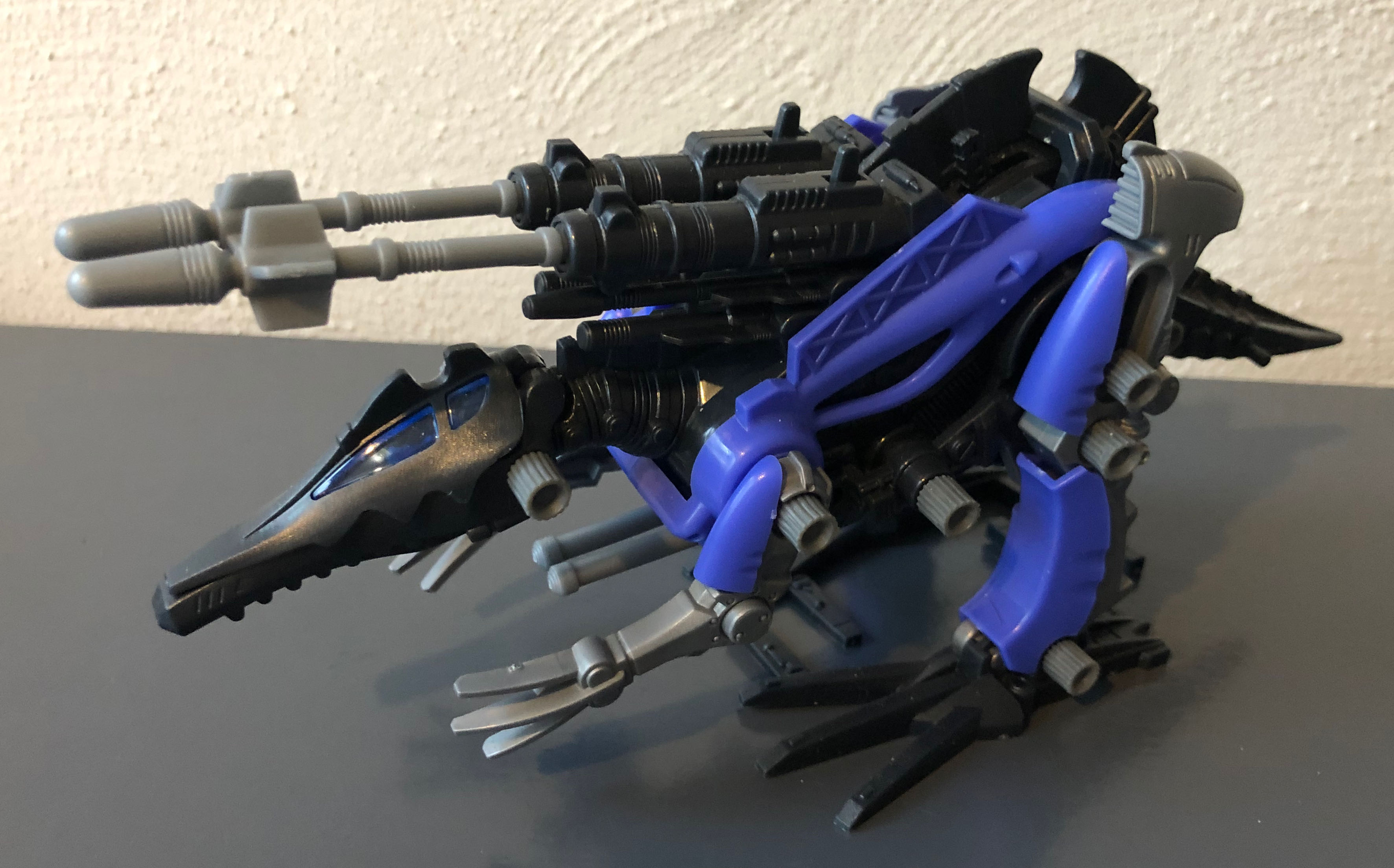 Zoids “Gravity Saurer” EZ-105 - Tomy (Guylos Empire) action figure collectible - Main Image 2