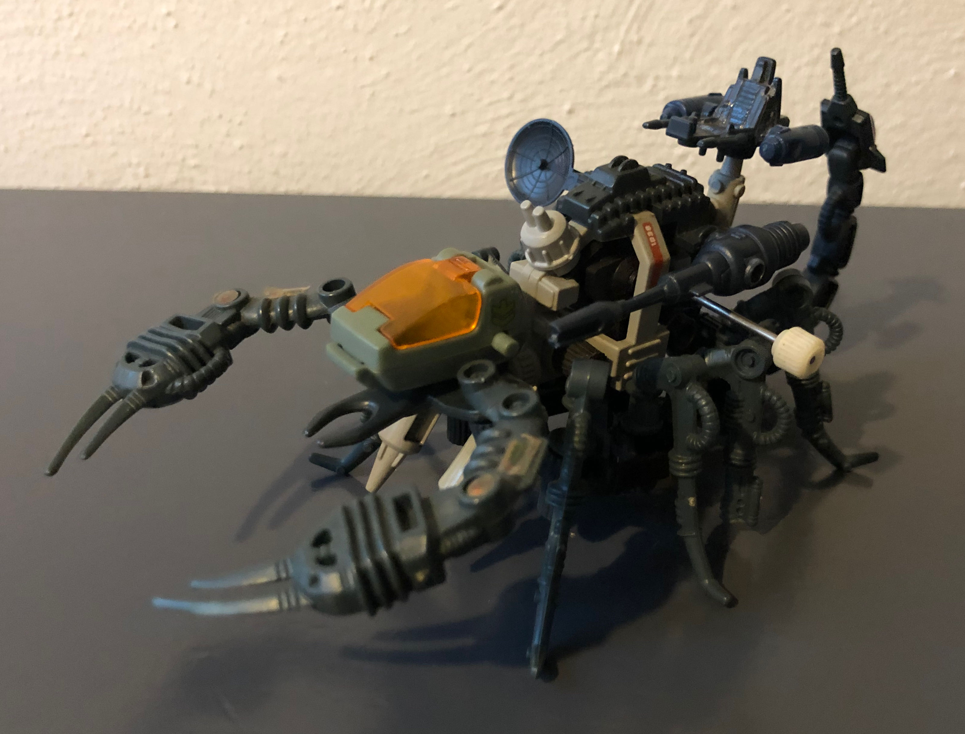 Zoids “Scorpozoid” RZ-002 - Tomy (Helic Republic) action figure collectible - Main Image 2