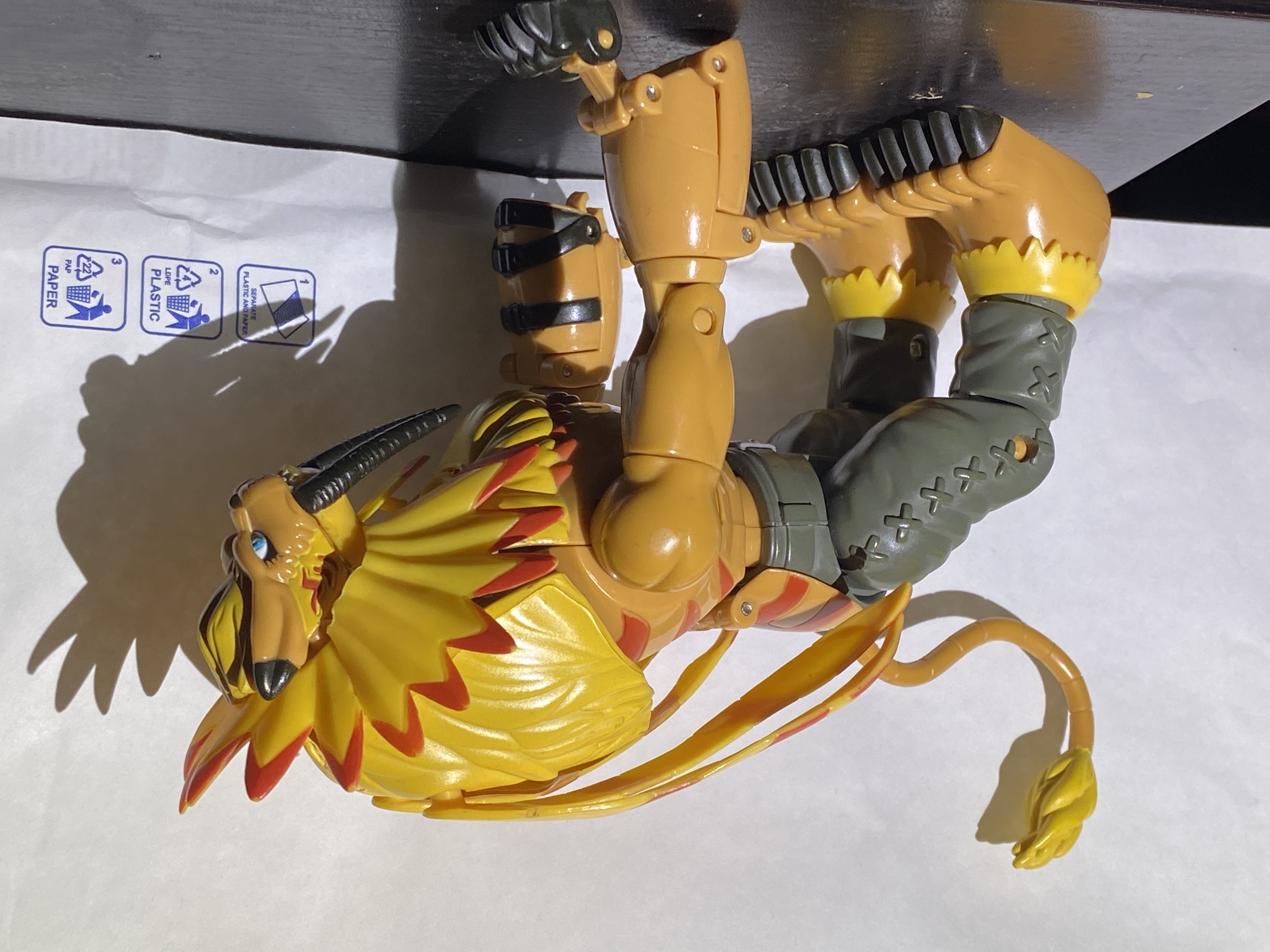 Digimon “LeoMon” - Bandai (Digimon Digivolving) action figure collectible - Main Image 3