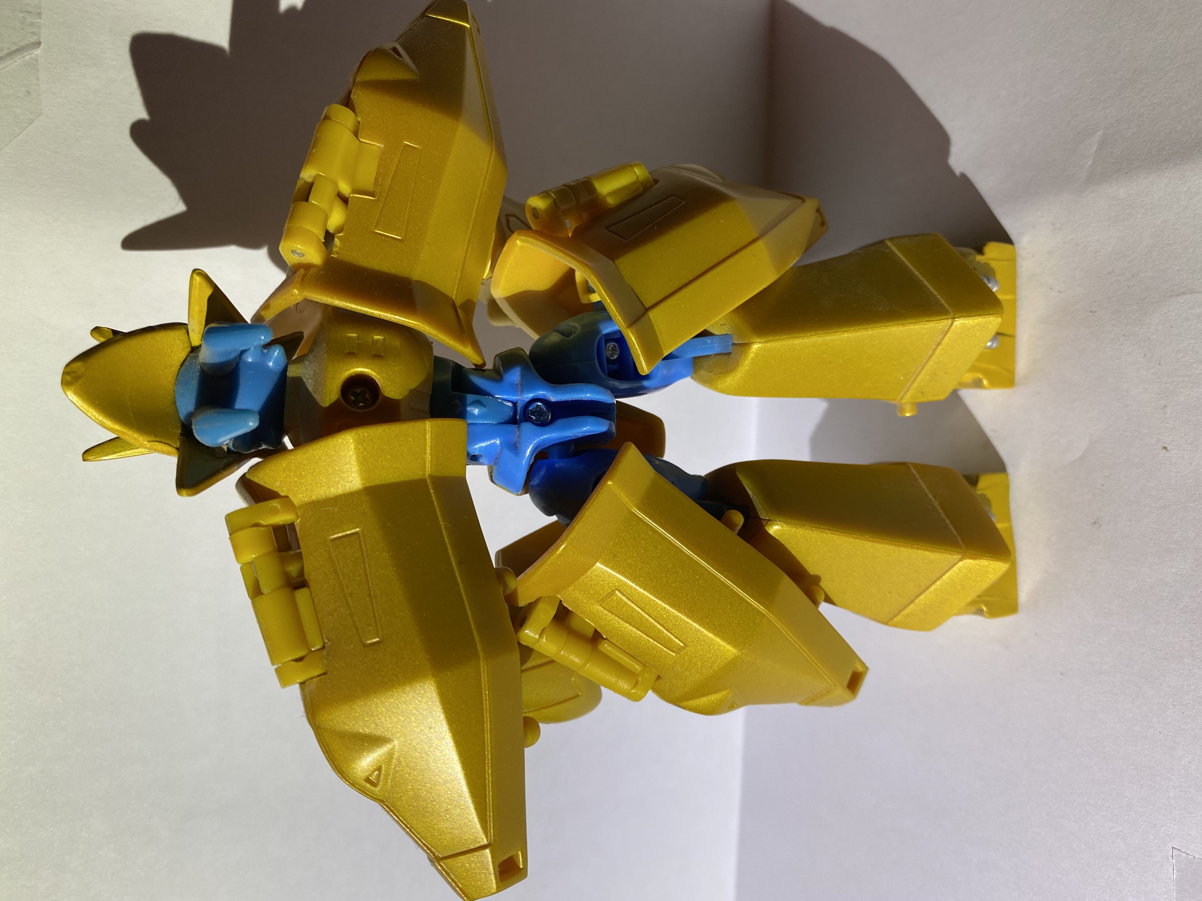 Digimon Magnamon - Bandai (Digimon Digivolving) action figure collectible - Main Image 2