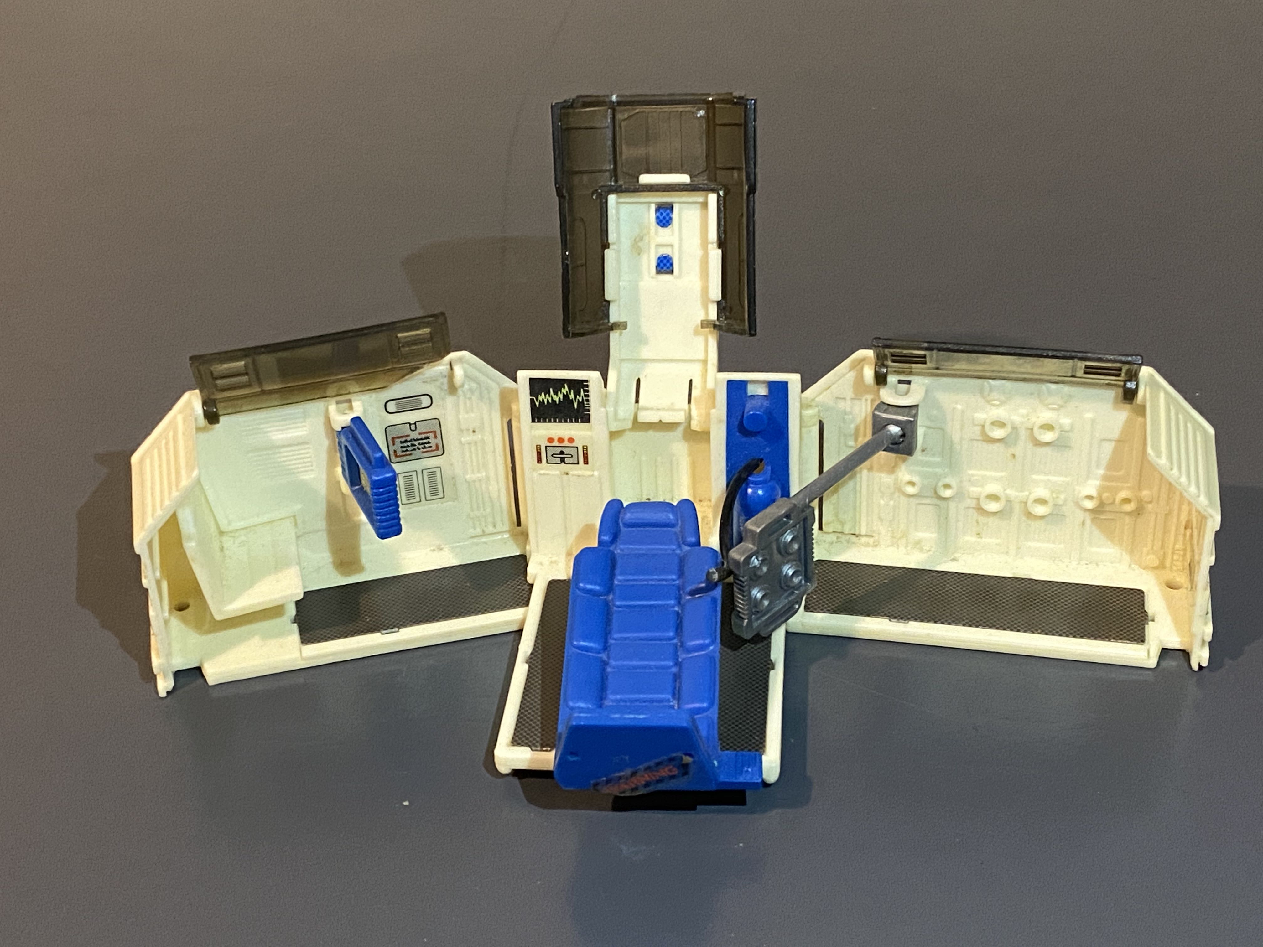 Starcom Medical Bay - Coleco (StarCom) action figure collectible - Main Image 2