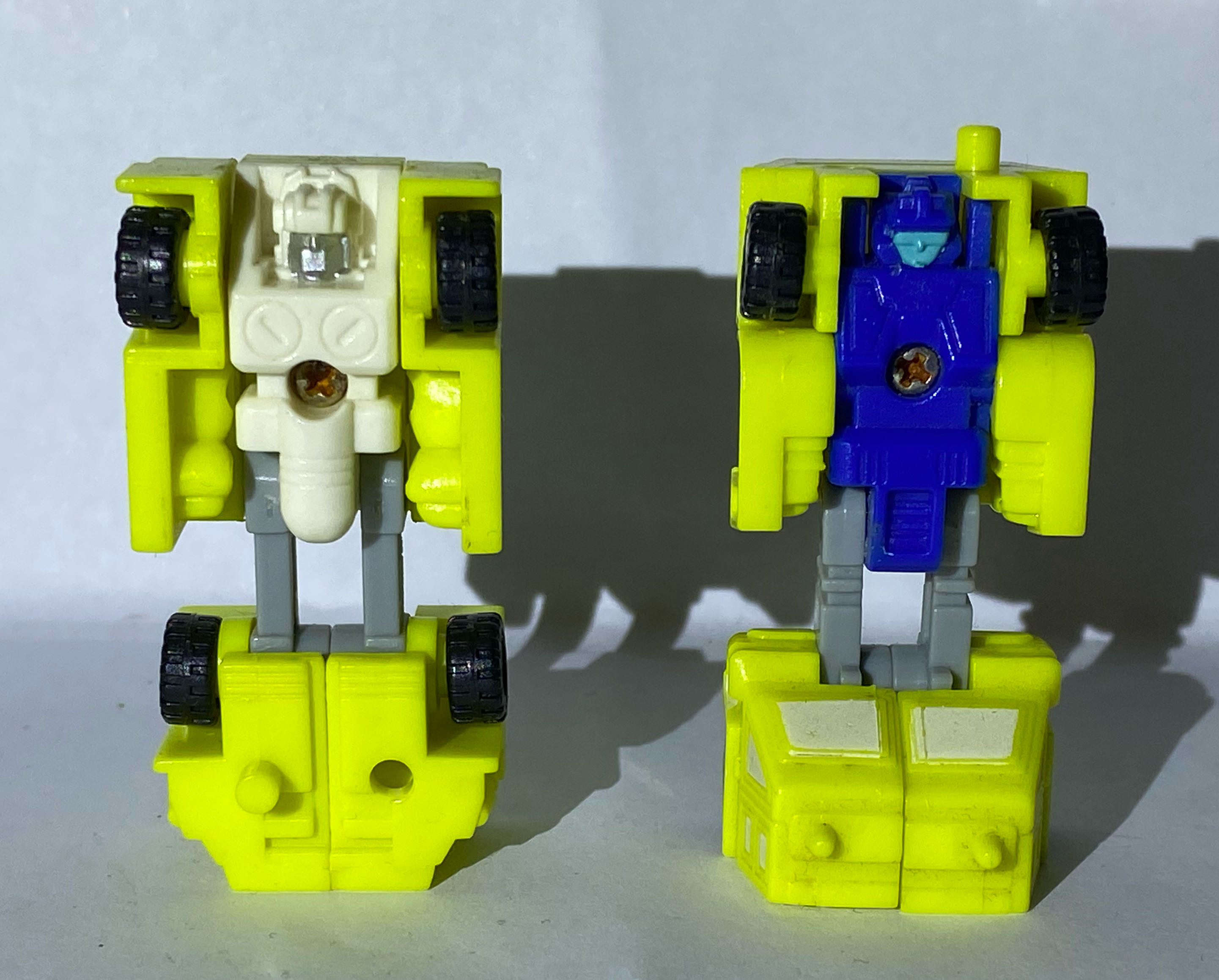 Transformers “Wheel Blaze” - Hasbro (G1) action figure collectible - Main Image 2