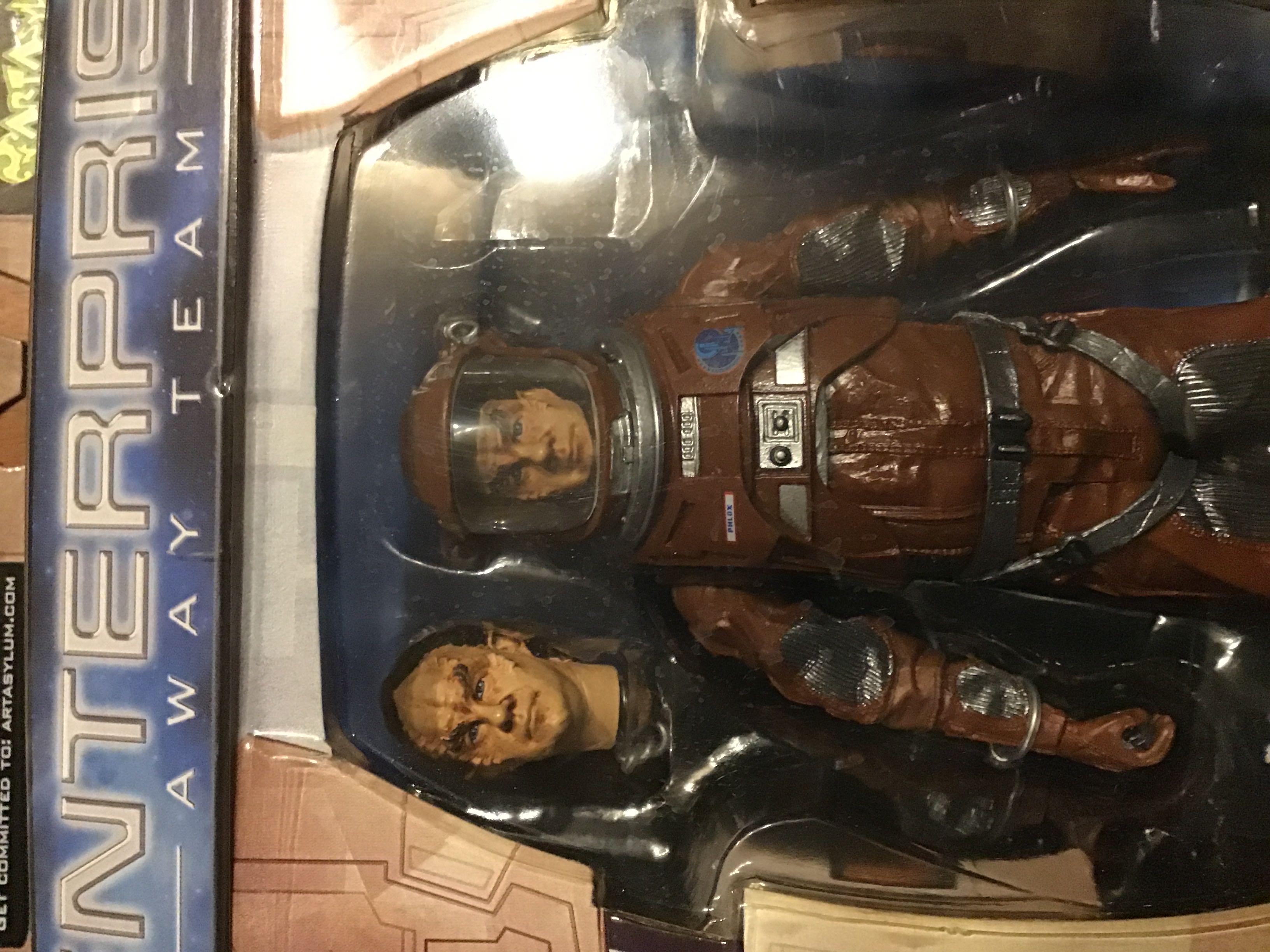 Doctor Phlox EVA Suit - Art Asylum (Star Trek Enterprise) action figure collectible [Barcode 687203852508] - Main Image 2