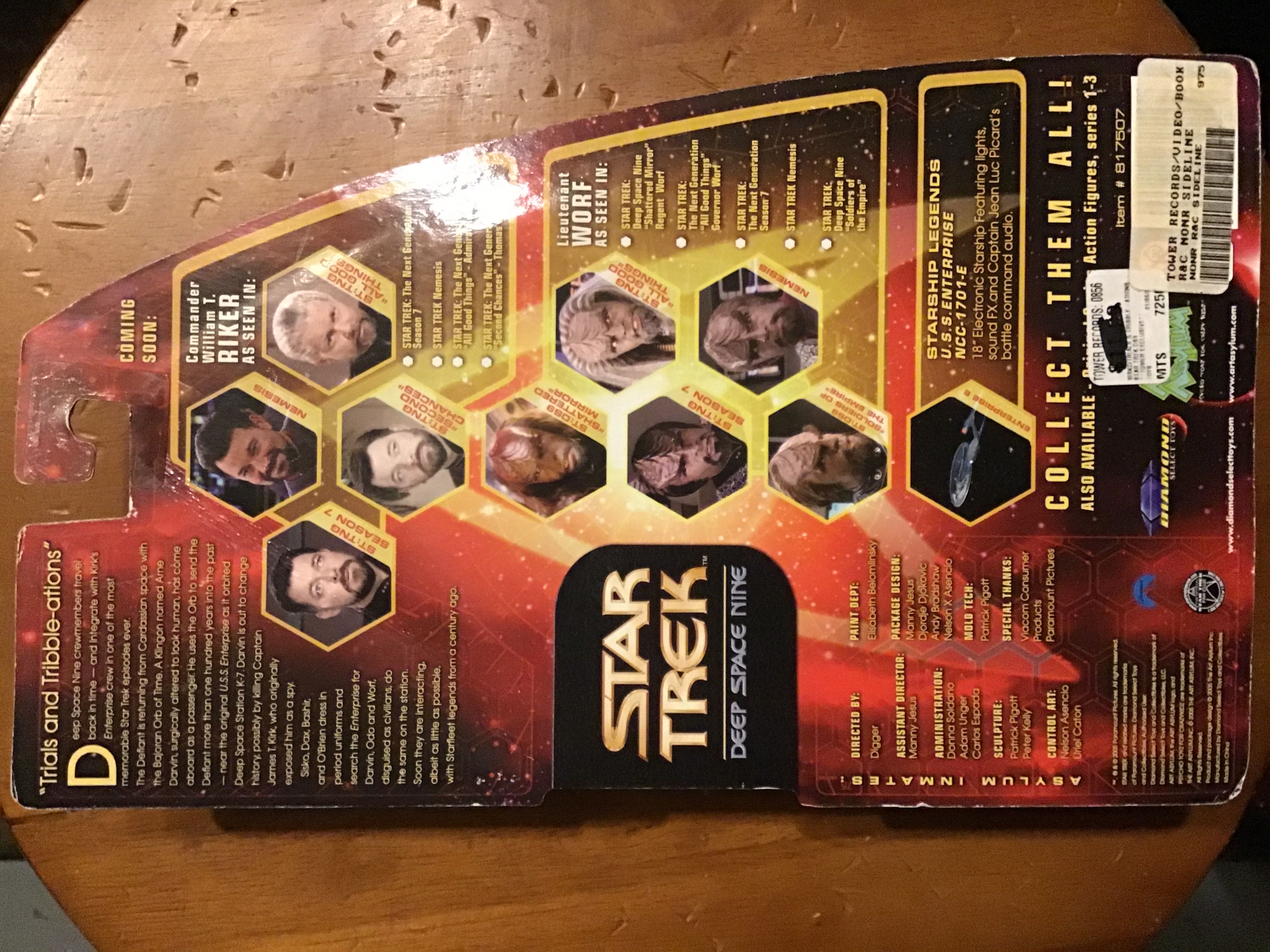 Captain Benjamin Sisko - Art Asylum (Star Trek) action figure collectible [Barcode 699788725009] - Main Image 4