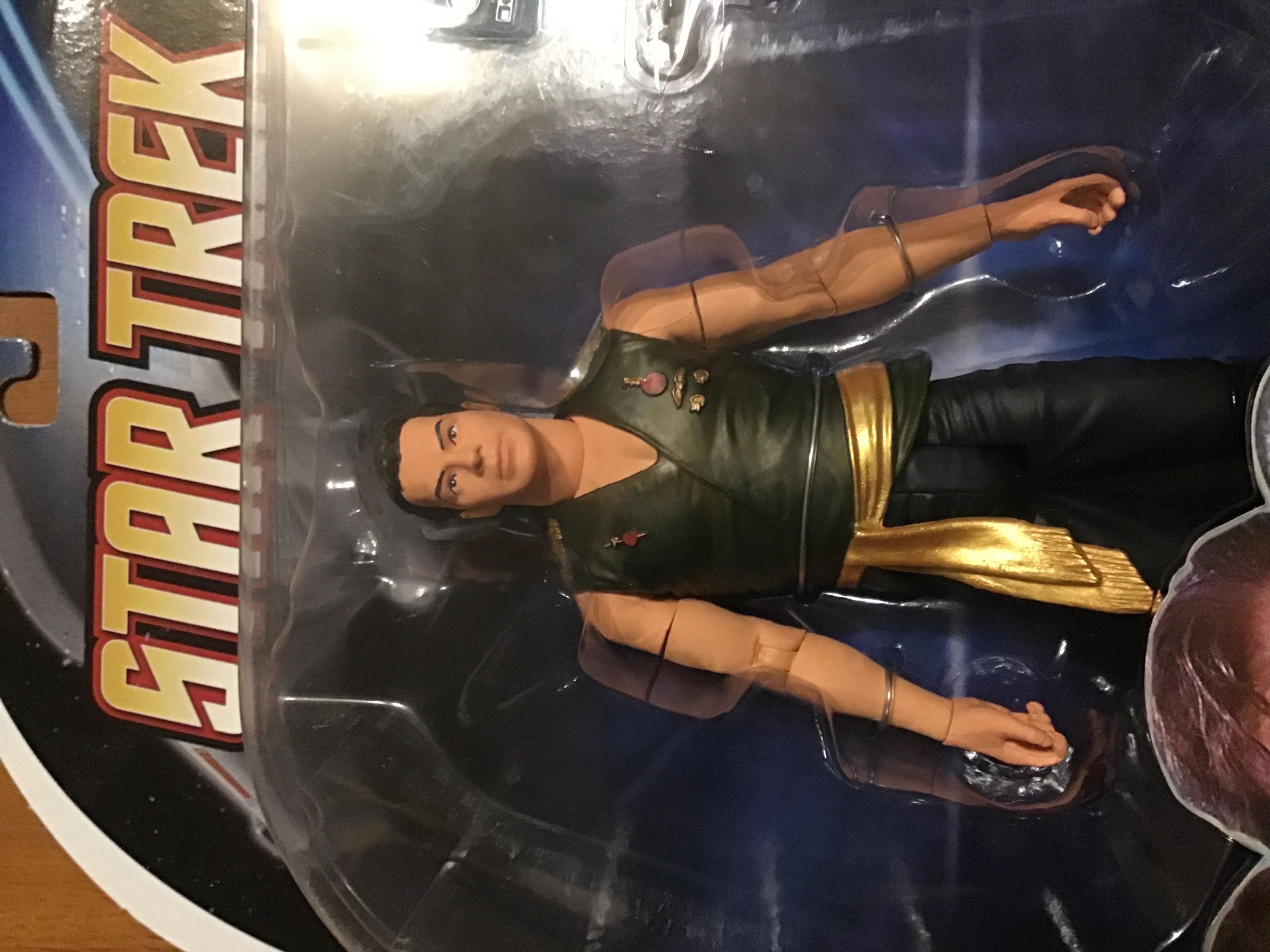 Captain James T. Kirk (Mirror Universe) - Diamond Select (Star Trek) (Star Trek - The Original Series) action figure collectible [Barcode 699788727317] - Main Image 2