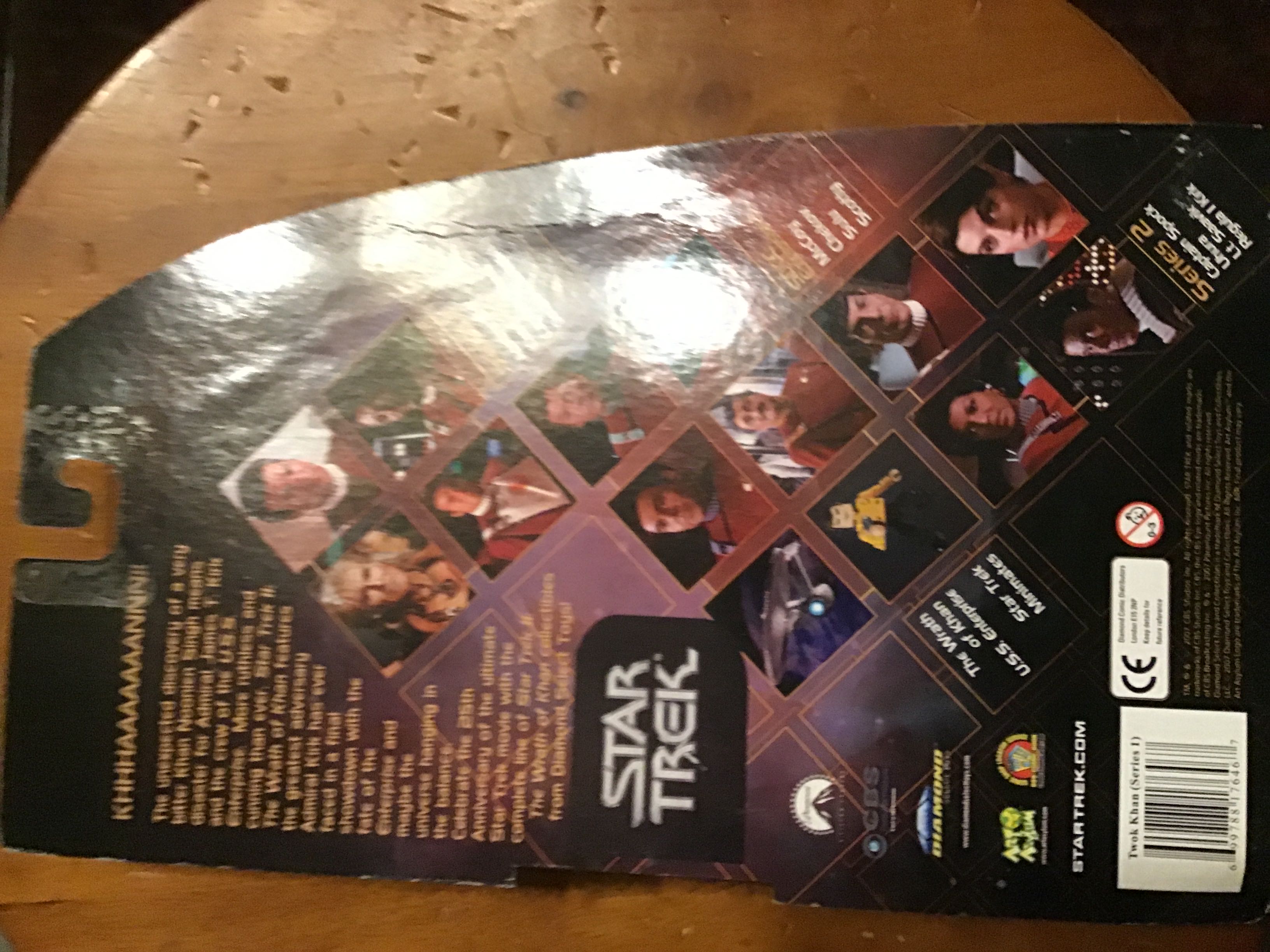 Khan Noonien Singh - Diamond Select (Star Trek) (Star Trek II The Wrath Of Khan) action figure collectible [Barcode 699788176467] - Main Image 3