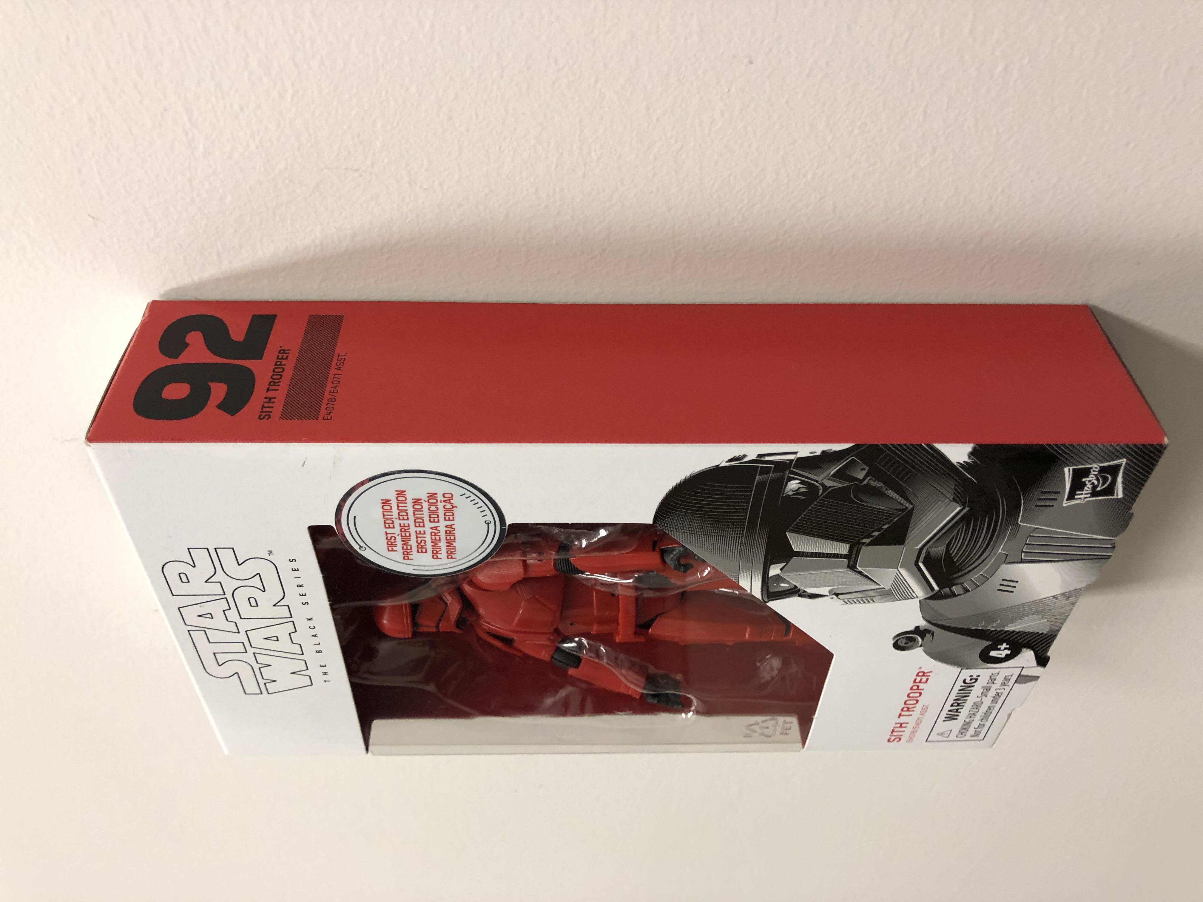 Sith Trooper (1st Edition) - Hasbro (Star Wars Black Series) action figure collectible [Barcode 630509896523] - Main Image 3