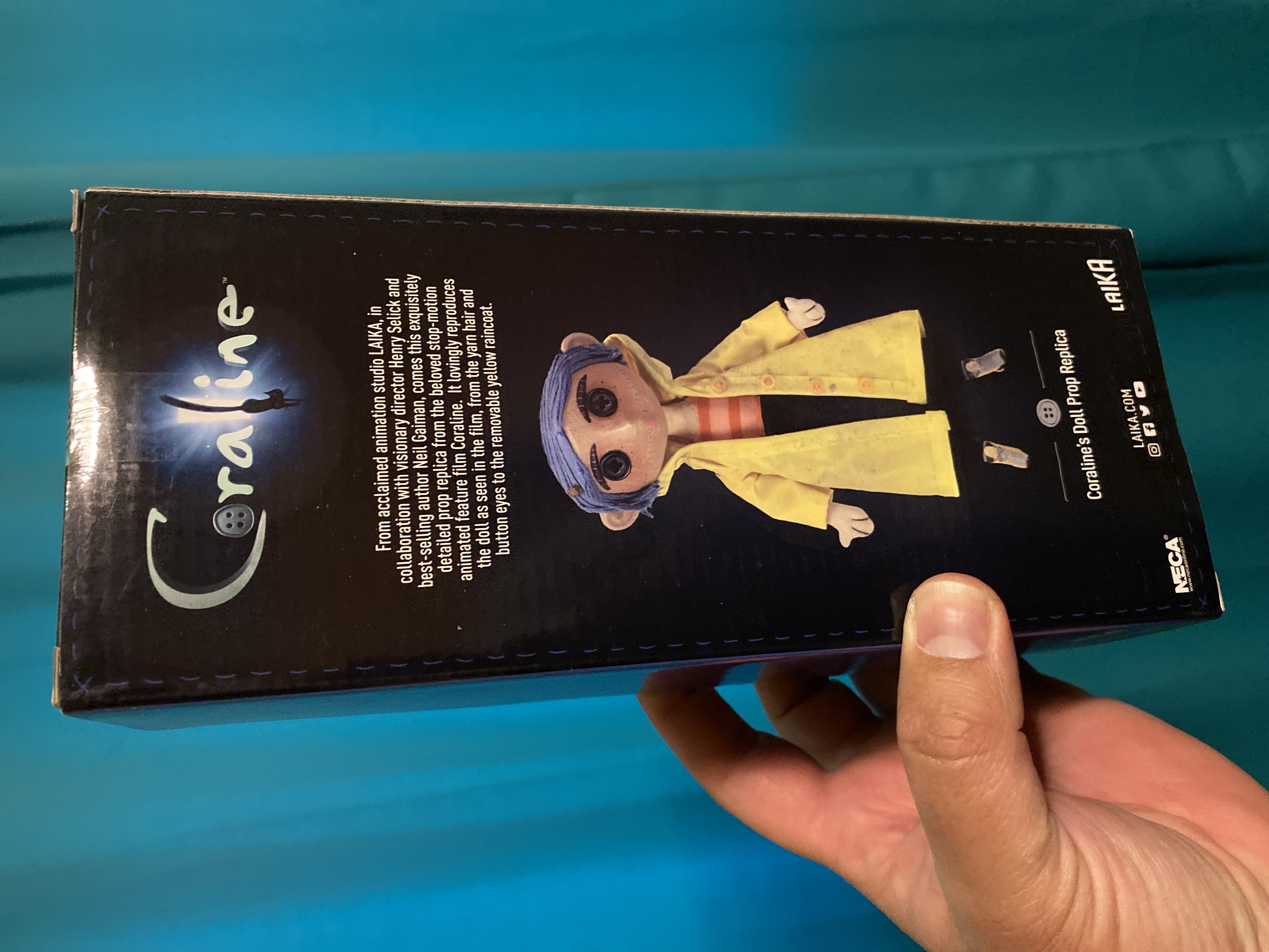 Coraline - Neca (Coraline) action figure collectible [Barcode 634482495018] - Main Image 3