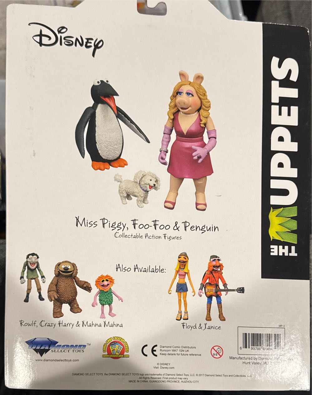 The Muppets Miss Piggy Foo-Foo And Penguin - Diamond Select Toys (The Muppets) action figure collectible [Barcode 699788814642] - Main Image 2