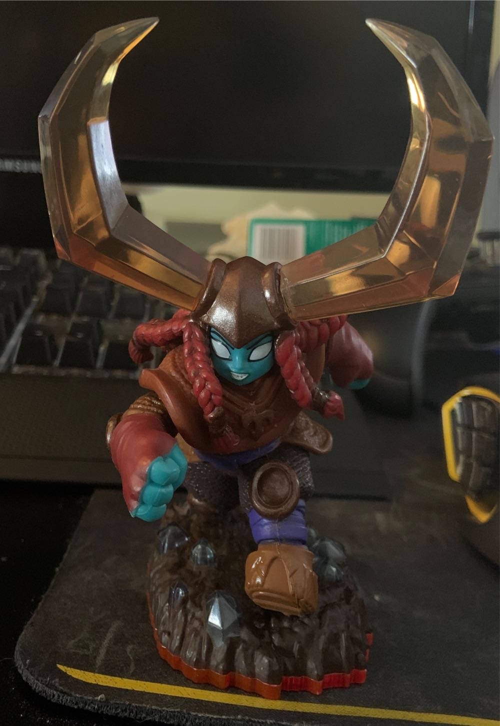 B-Wing Fighter w/ Sullustan Pilot