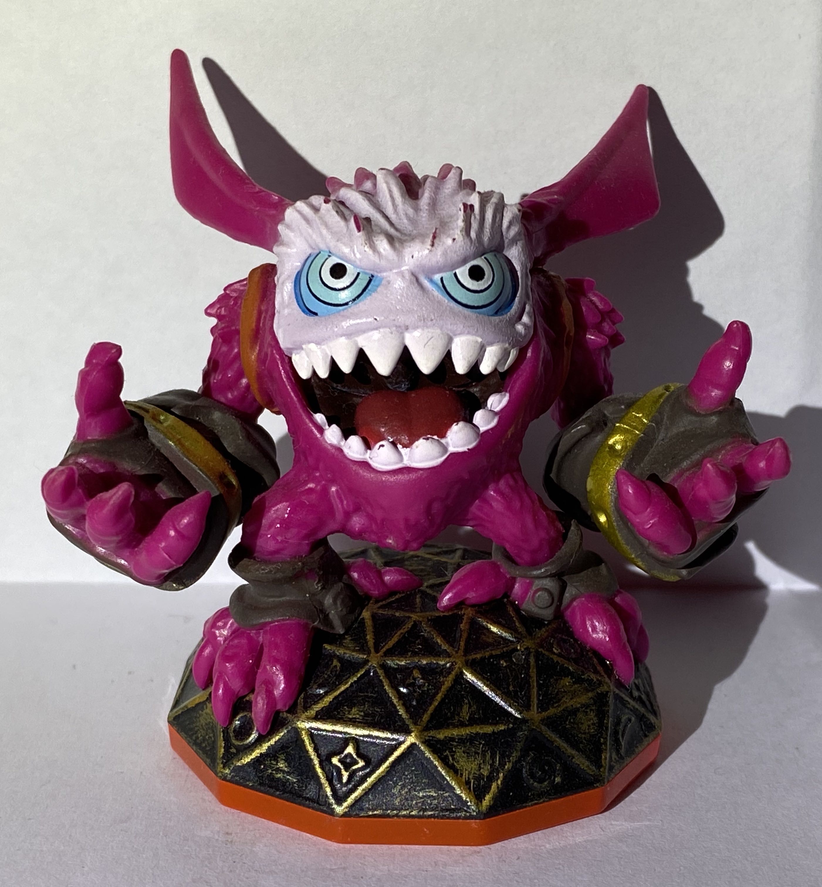 Skylanders “Love Potion Pop Fizz” - Activision (Skylanders: Trap Team) action figure collectible - Main Image 1