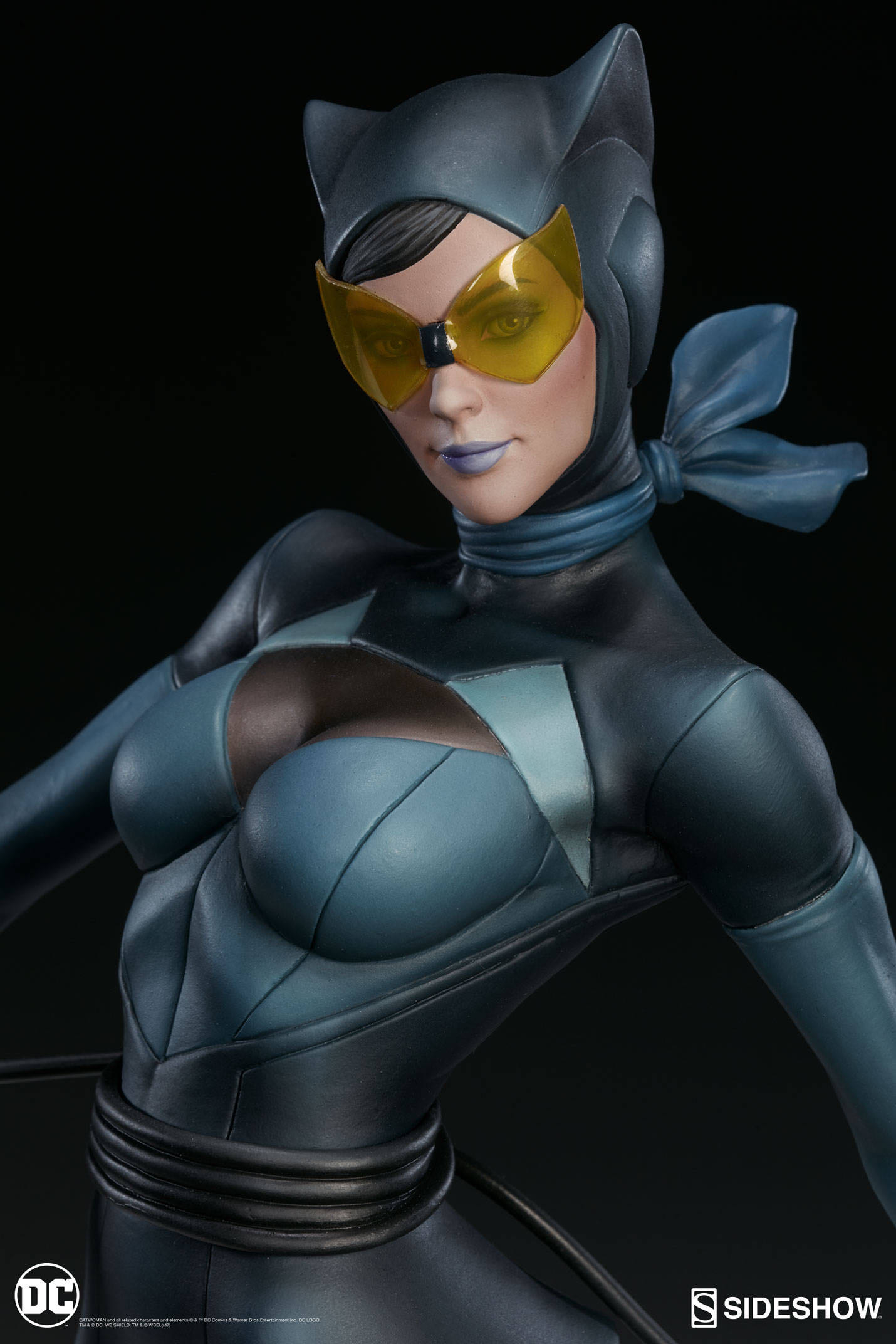 Catwoman (Artgerm) - Sideshow Collectibles (Stanley Artgerm Lau Artist Series) action figure collectible - Main Image 2