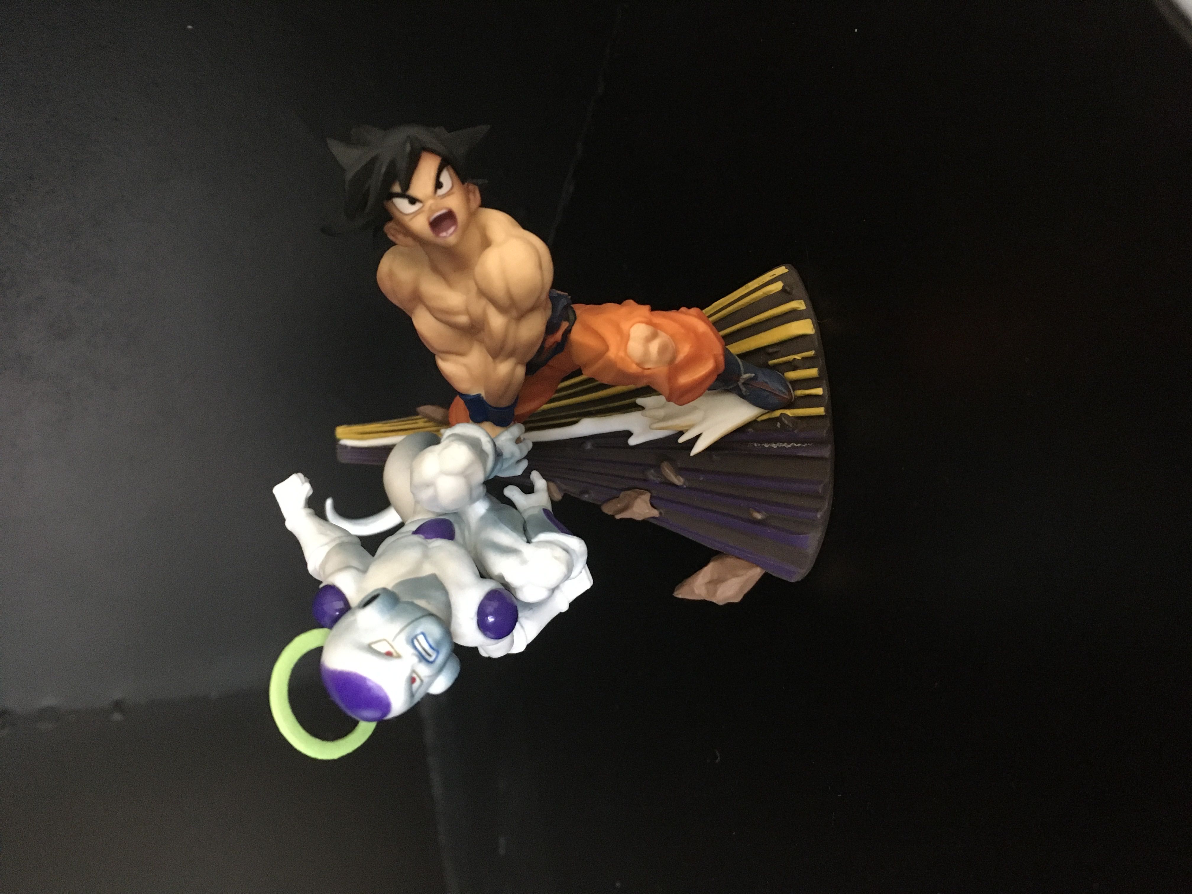 DC Super Heroes: Set #76120 - Batwing And The Riddler Heist