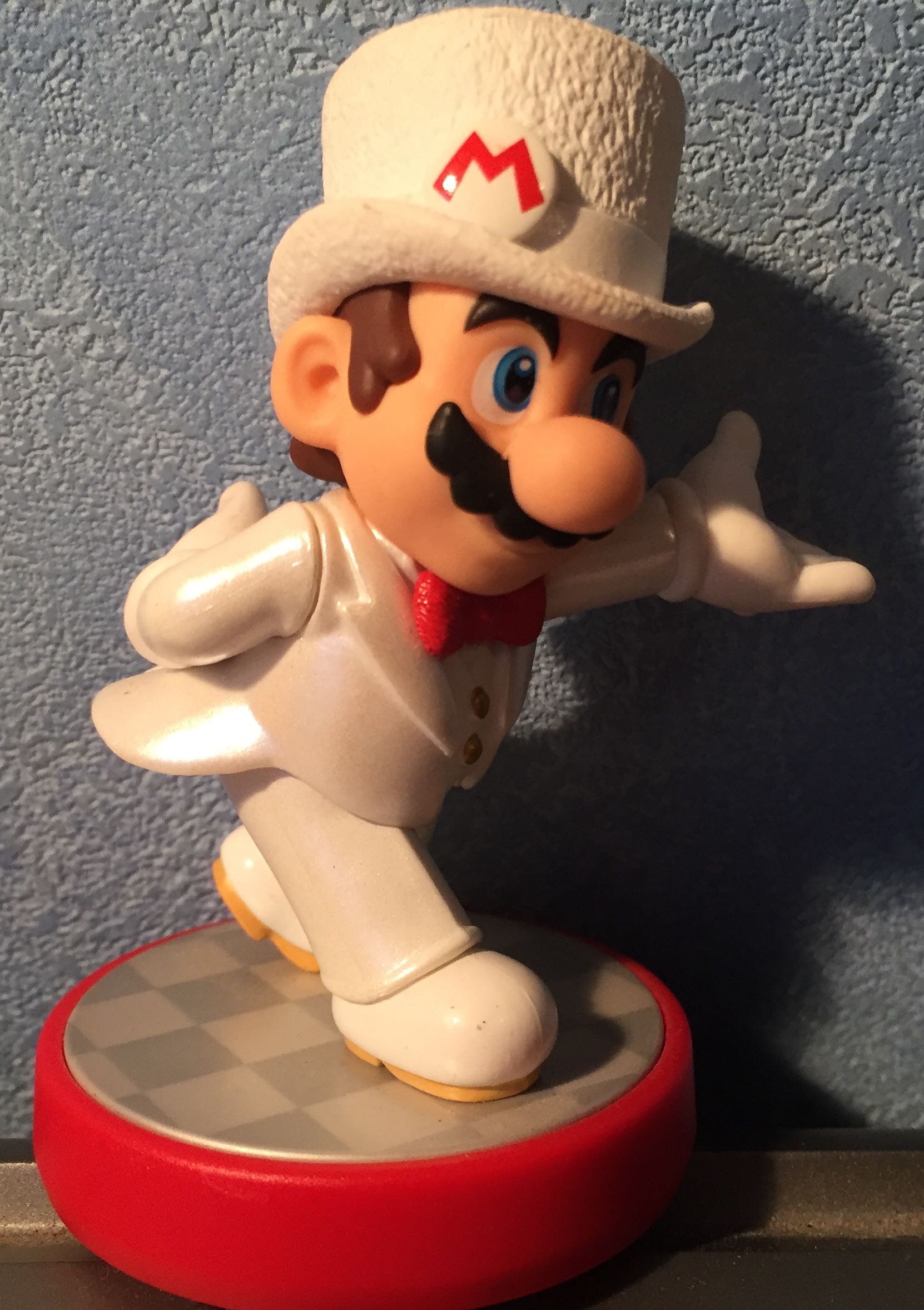 Elvira mistress of the dark red card