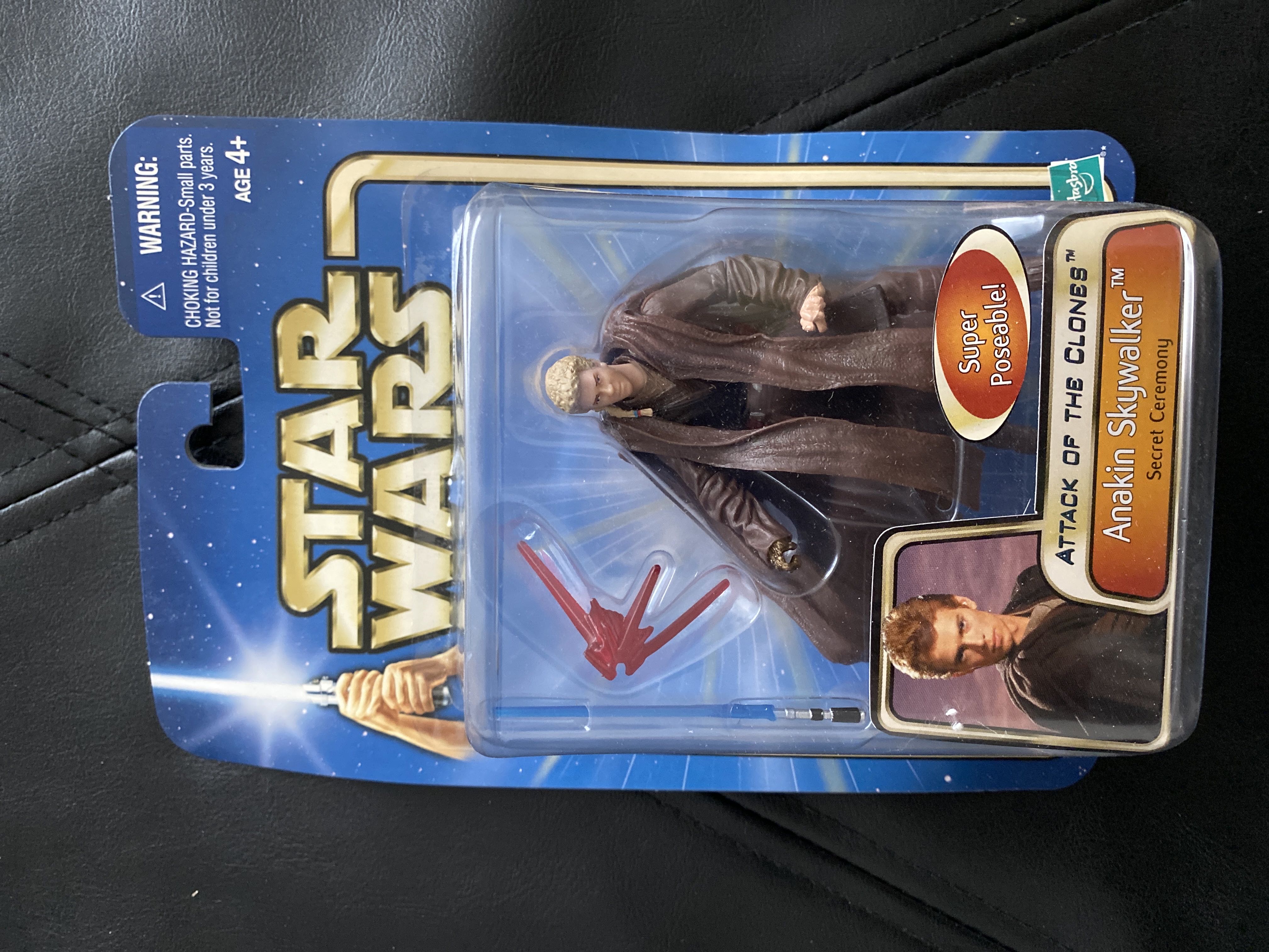 Anakin Skywalker (Secret Ceremony) #03/07 - Hasbro (Star Wars Saga) action figure collectible [Barcode 076930849279] - Main Image 2
