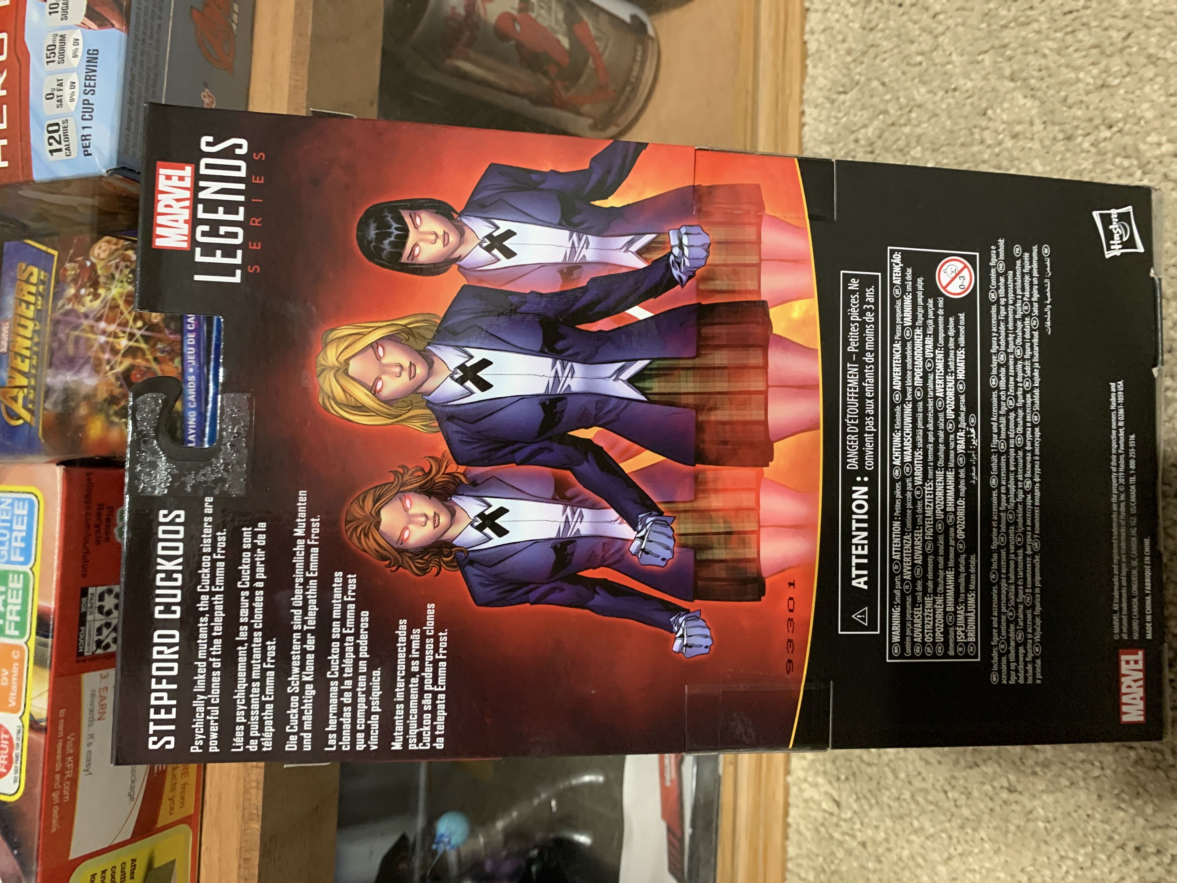 Stepford Cuckoos - Hasbro (Marvel Legends Series) action figure collectible [Barcode 5010993659784] - Main Image 4