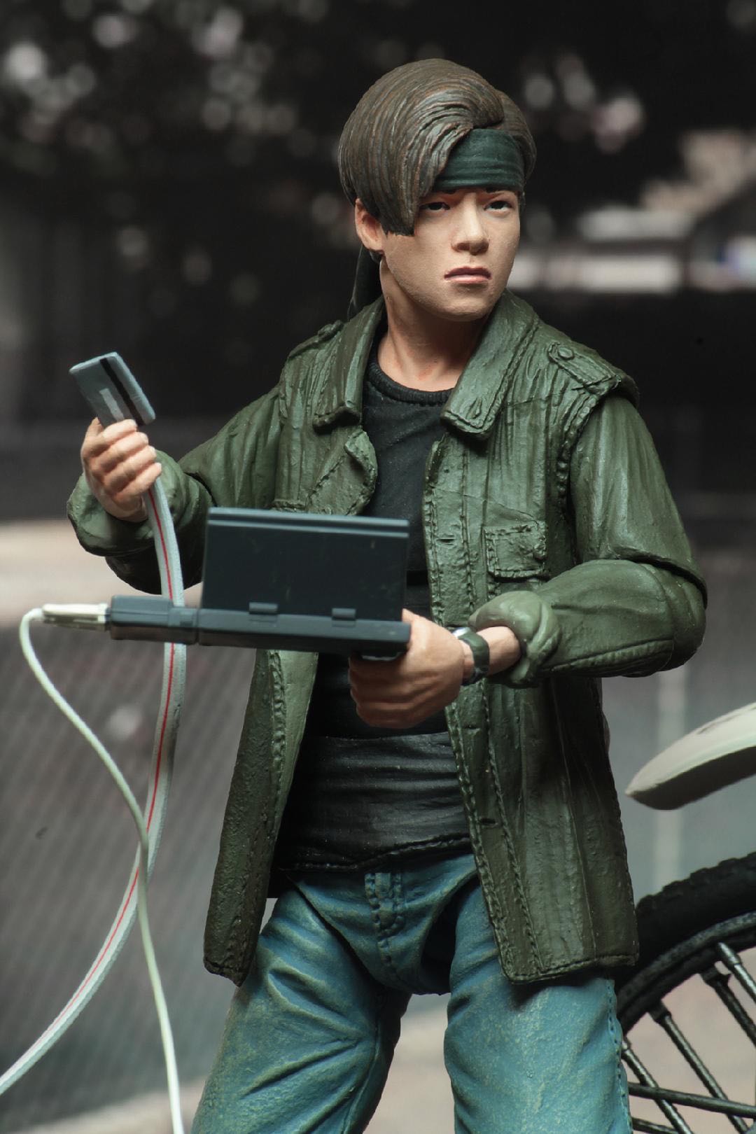 Terminator 2 (Ultimate Collection): John Connor With Motorbike - Neca (Terminator) action figure collectible [Barcode 634482519134] - Main Image 3