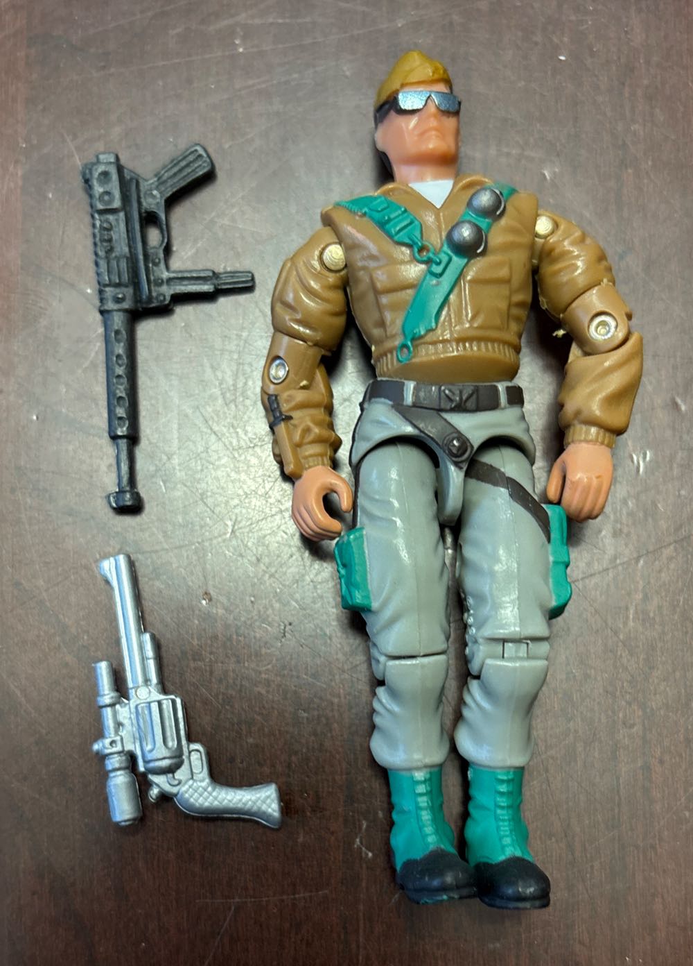 General Tomahawk (V2) - Hasbro (G.I. Joe vs. Cobra) action figure collectible - Main Image 3