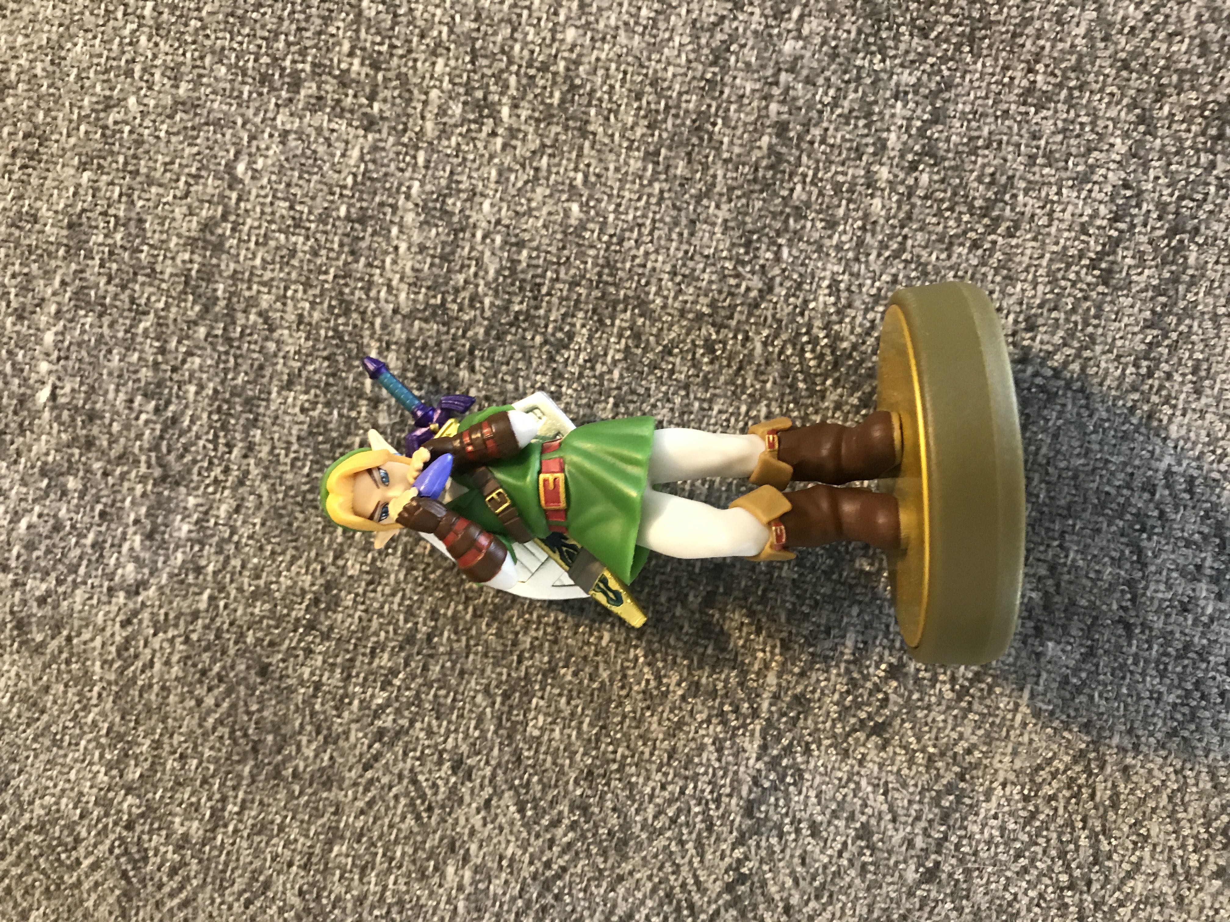 Amiibo Link Ocarina Of Time - Nintendo (Amiibo- The Legend of Zelda: Ocarina of Time) action figure collectible - Main Image 2