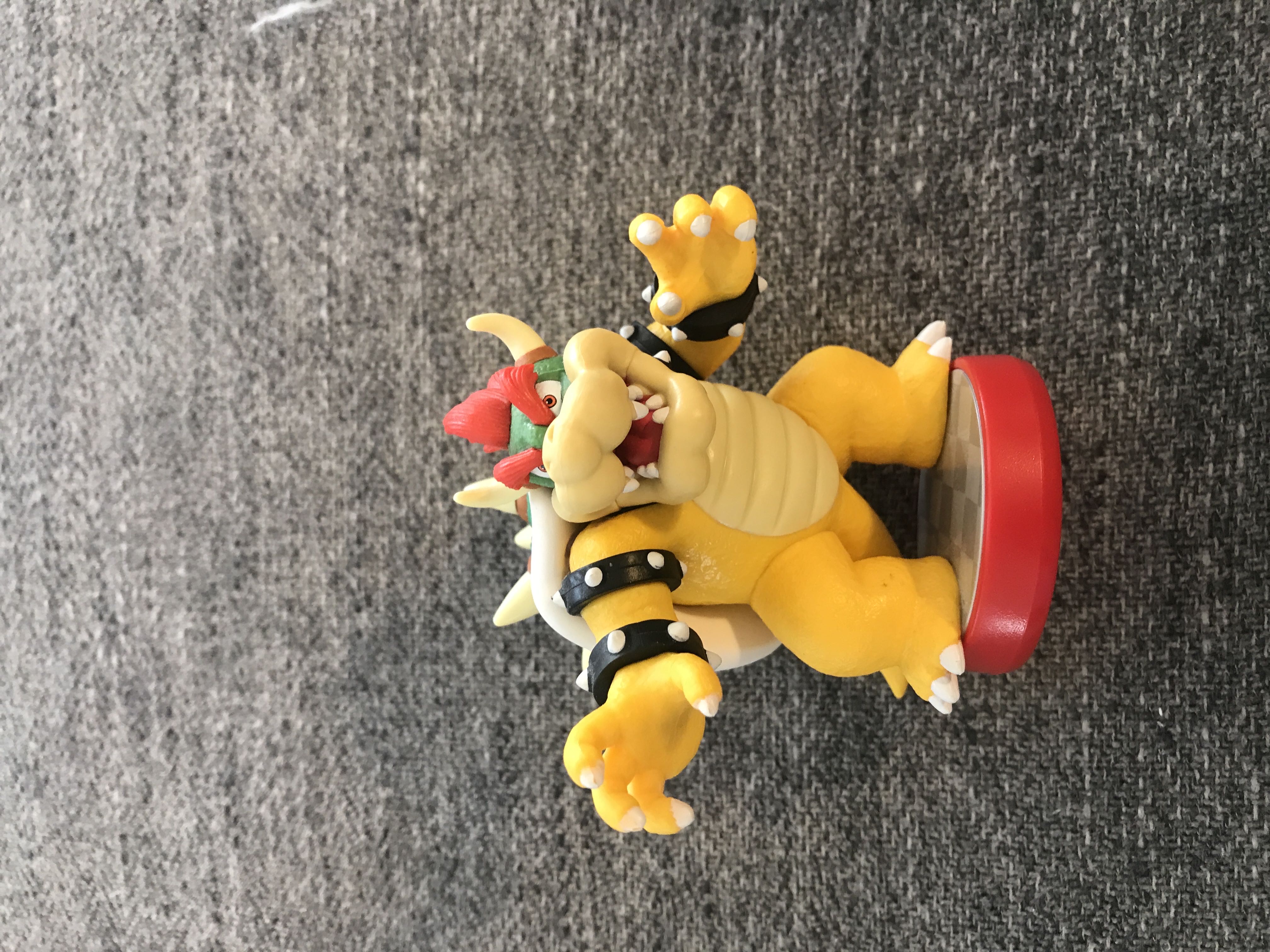 Bowser - Nintendo (Amiibo- Super Mario Bros.) action figure collectible - Main Image 2