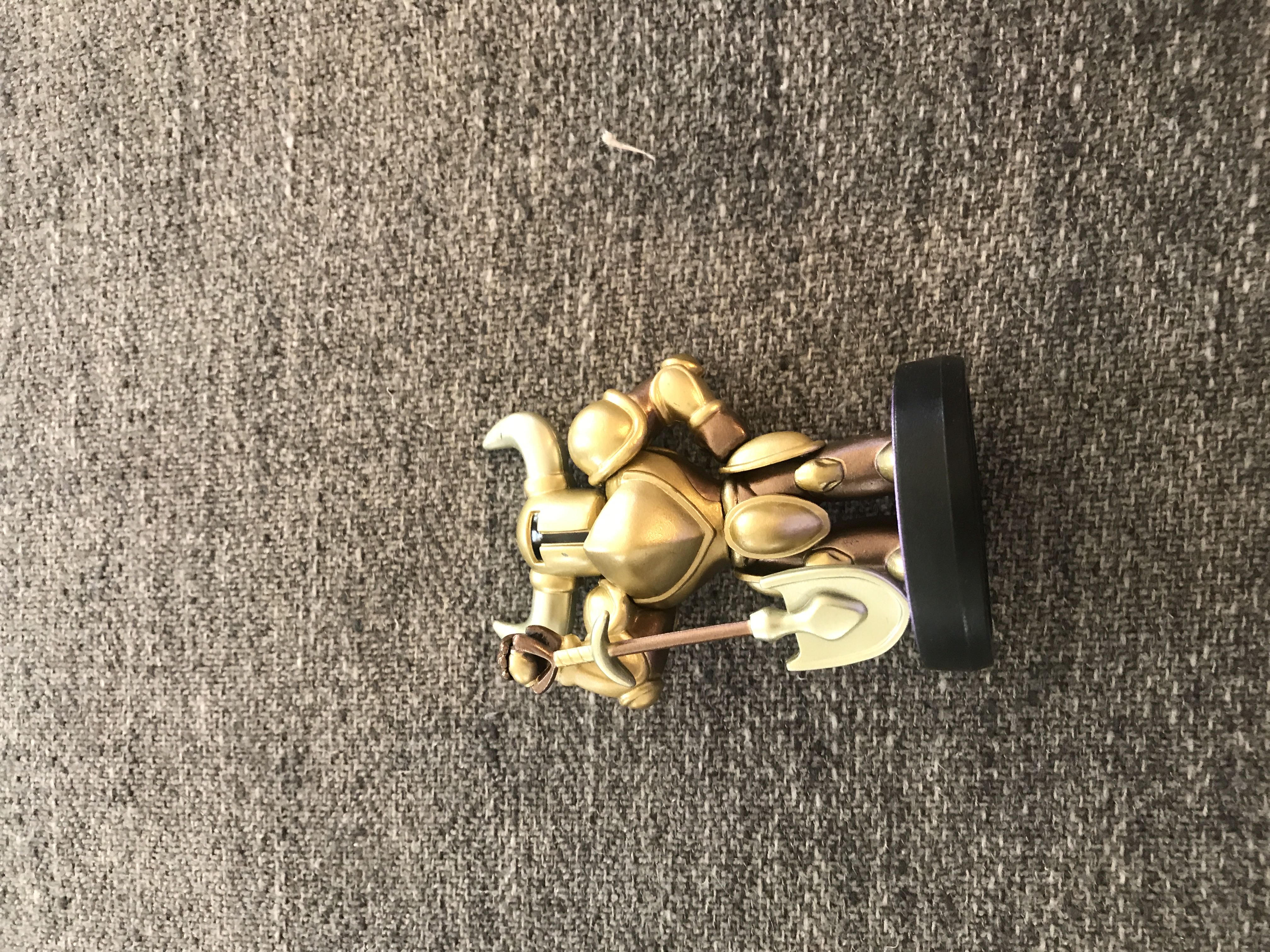 Shovel Knight Gold - Nintendo (Amiibo- Shovel Knight) action figure collectible - Main Image 2