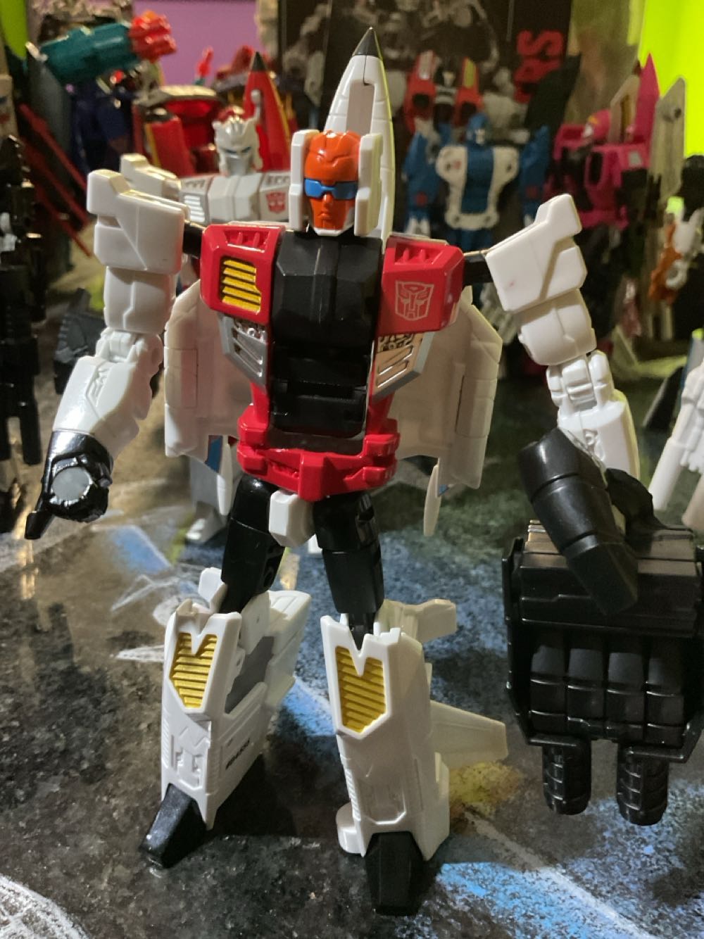 Slingshot - Hasbro (Combiner Wars) action figure collectible - Main Image 3