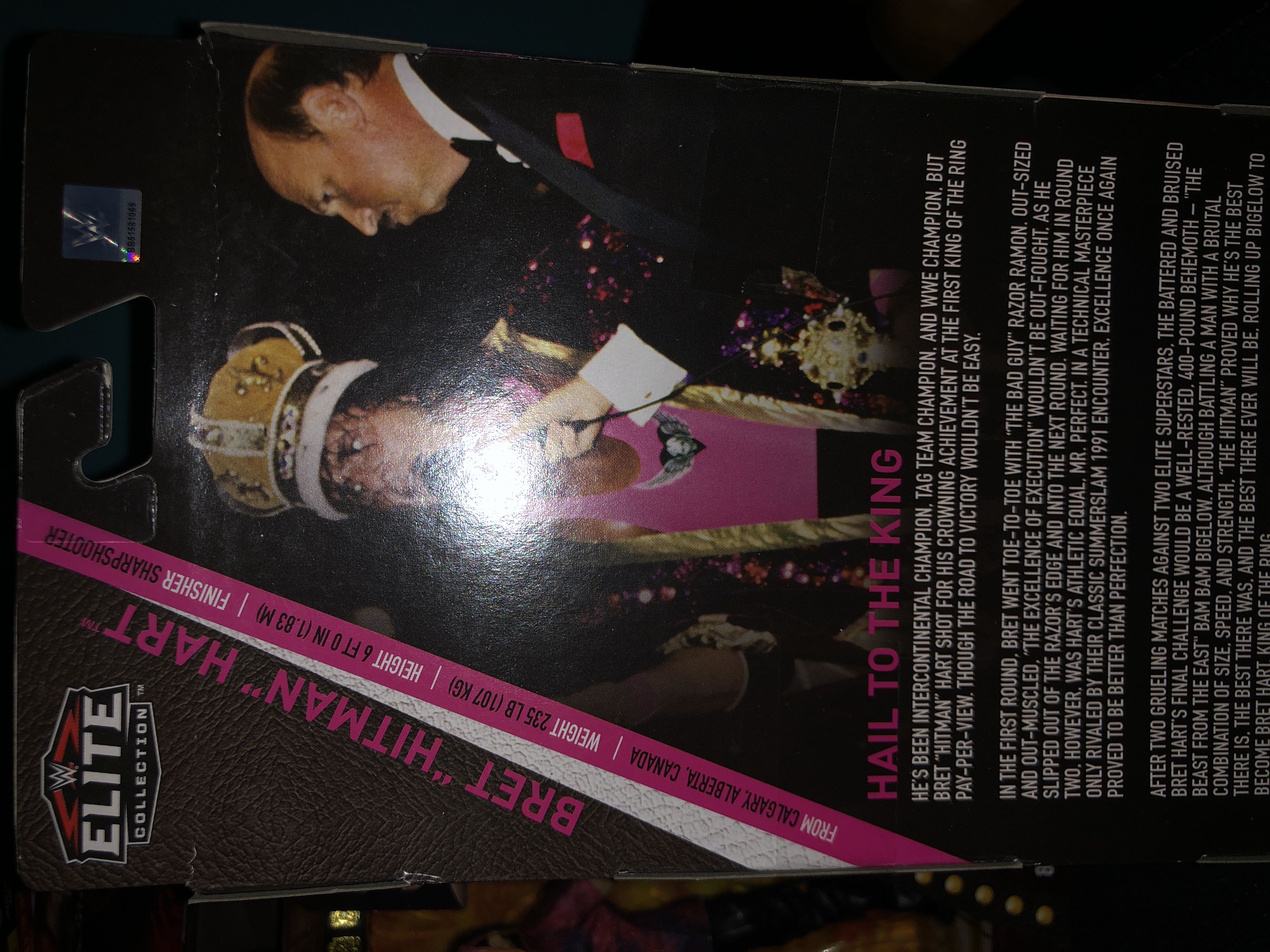 Bret Hart Elite Ringside Exclusive ( King ) - Mattel (WWE) action figure collectible [Barcode 887961603583] - Main Image 2