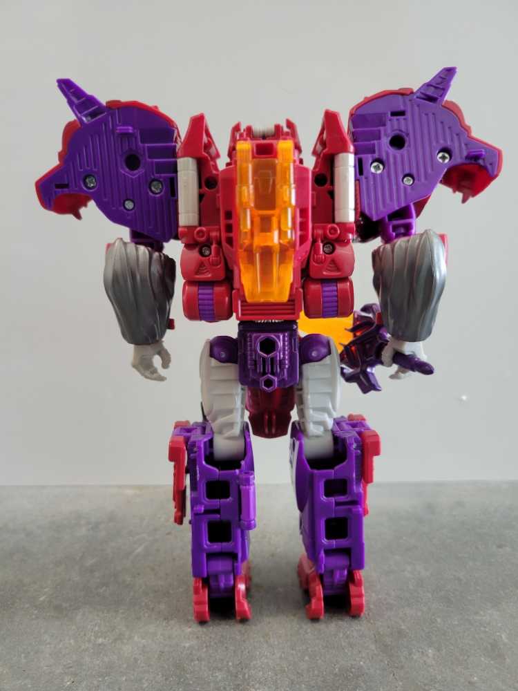 Alpha Trion & Sovereign Robot Mode - Hasbro (Titans Return) action figure collectible - Main Image 4