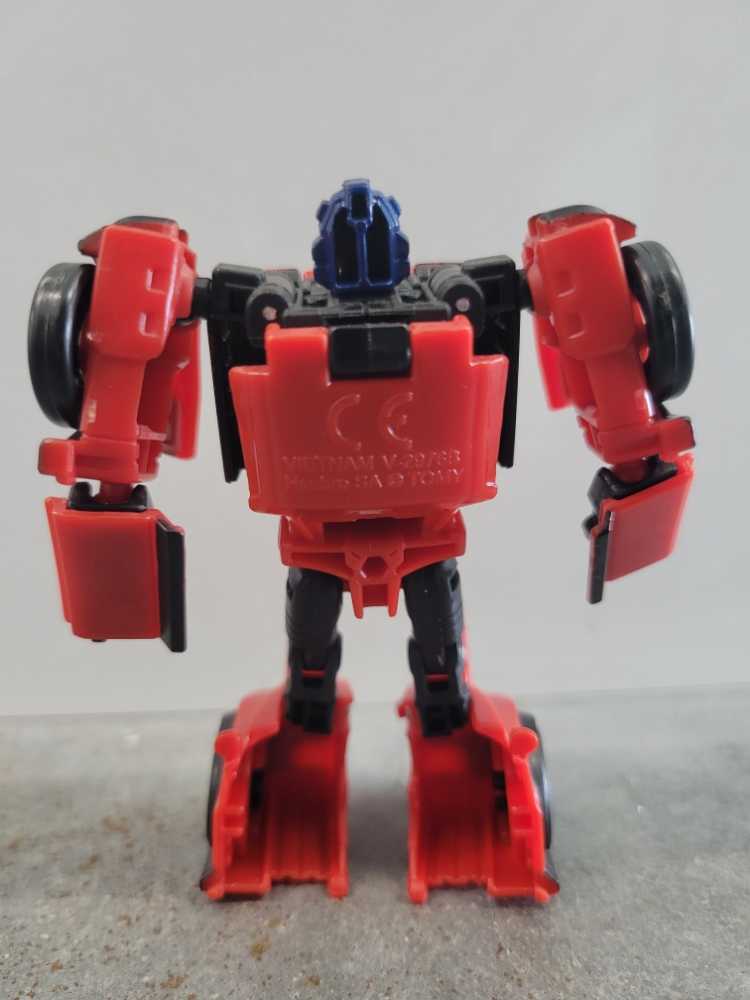 Roadburn - Hasbro (Titans Return) action figure collectible - Main Image 3