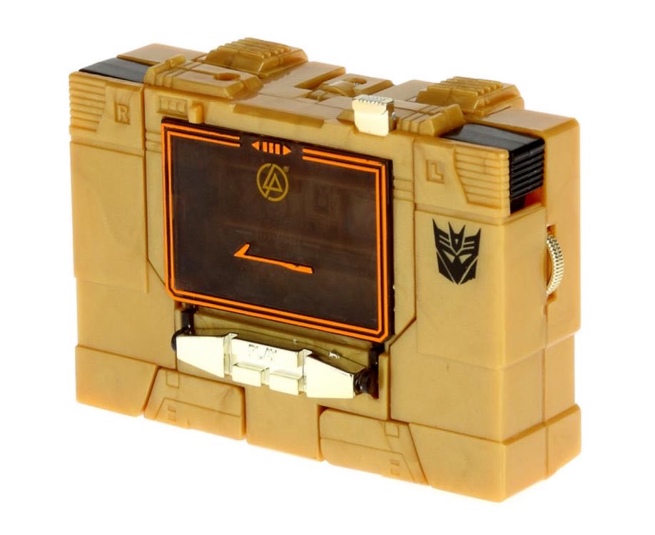 Soundwave - Hasbro (Generation 1) action figure collectible - Main Image 2