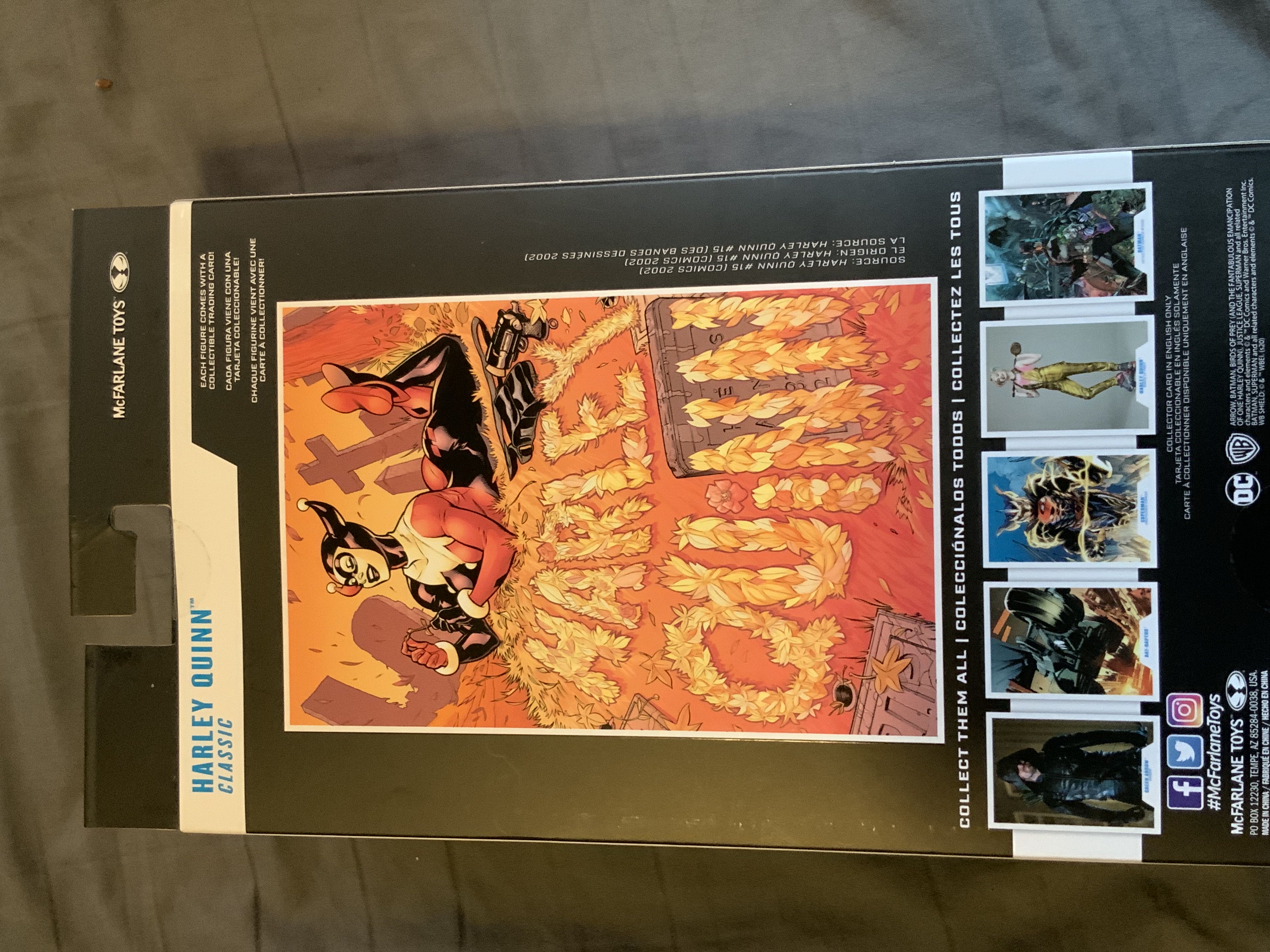 Classic Harley Quinn - DC - BATMAN VILLAINS (Harley Quinn) action figure collectible [Barcode 787926158021] - Main Image 2