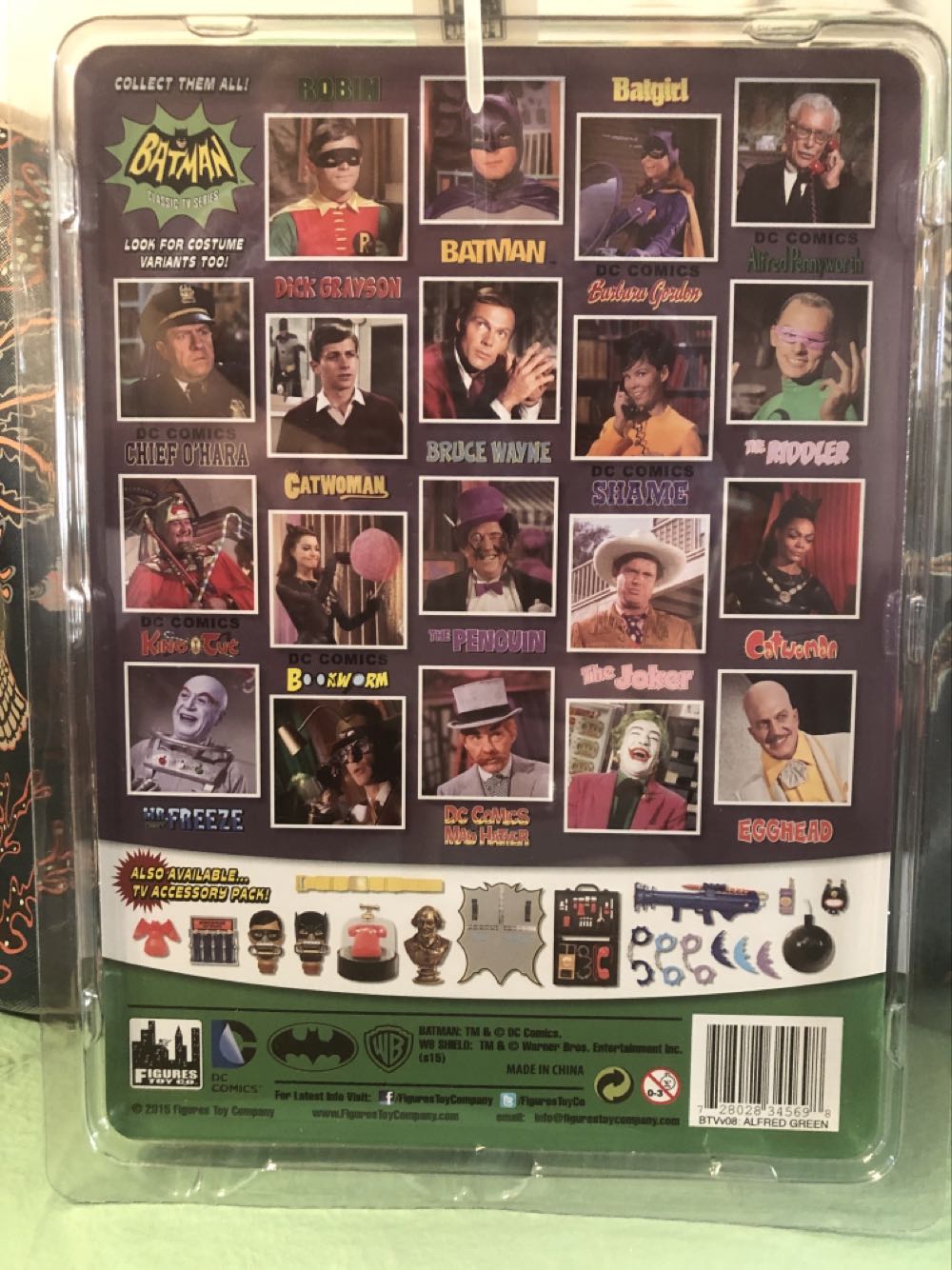 Alfred Pennyworth: Green Apron Variant - Figures Toy Company (Batman Classic Tv Series) action figure collectible [Barcode 728028345698] - Main Image 2