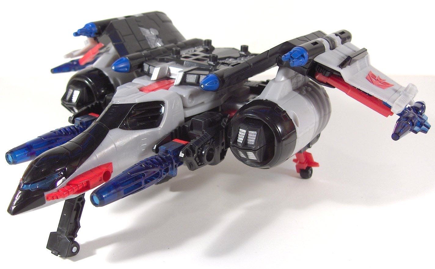 Megatron - Hasbro (Generations) action figure collectible - Main Image 2