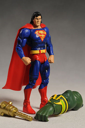 DC Universe Classics Series 6 Superman - Matell action figure collectible - Main Image 2