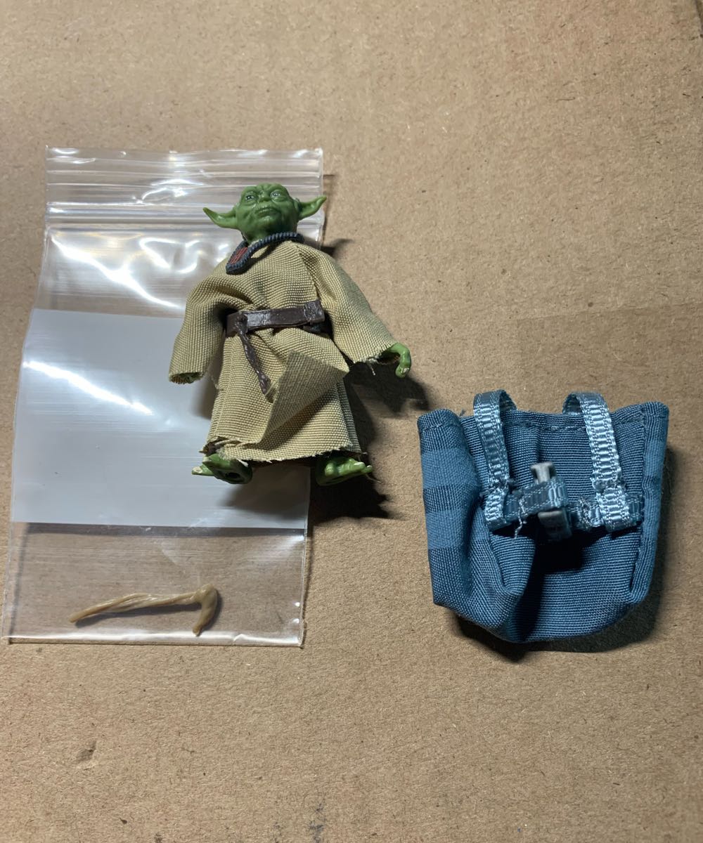 Cave of Evil 3-Pack (Luke Skywalker, Yoda & Darth Vader) - Hasbro (Star Wars: Episode V - The Empire Strikes Back) action figure collectible [Barcode 630509881437] - Main Image 4