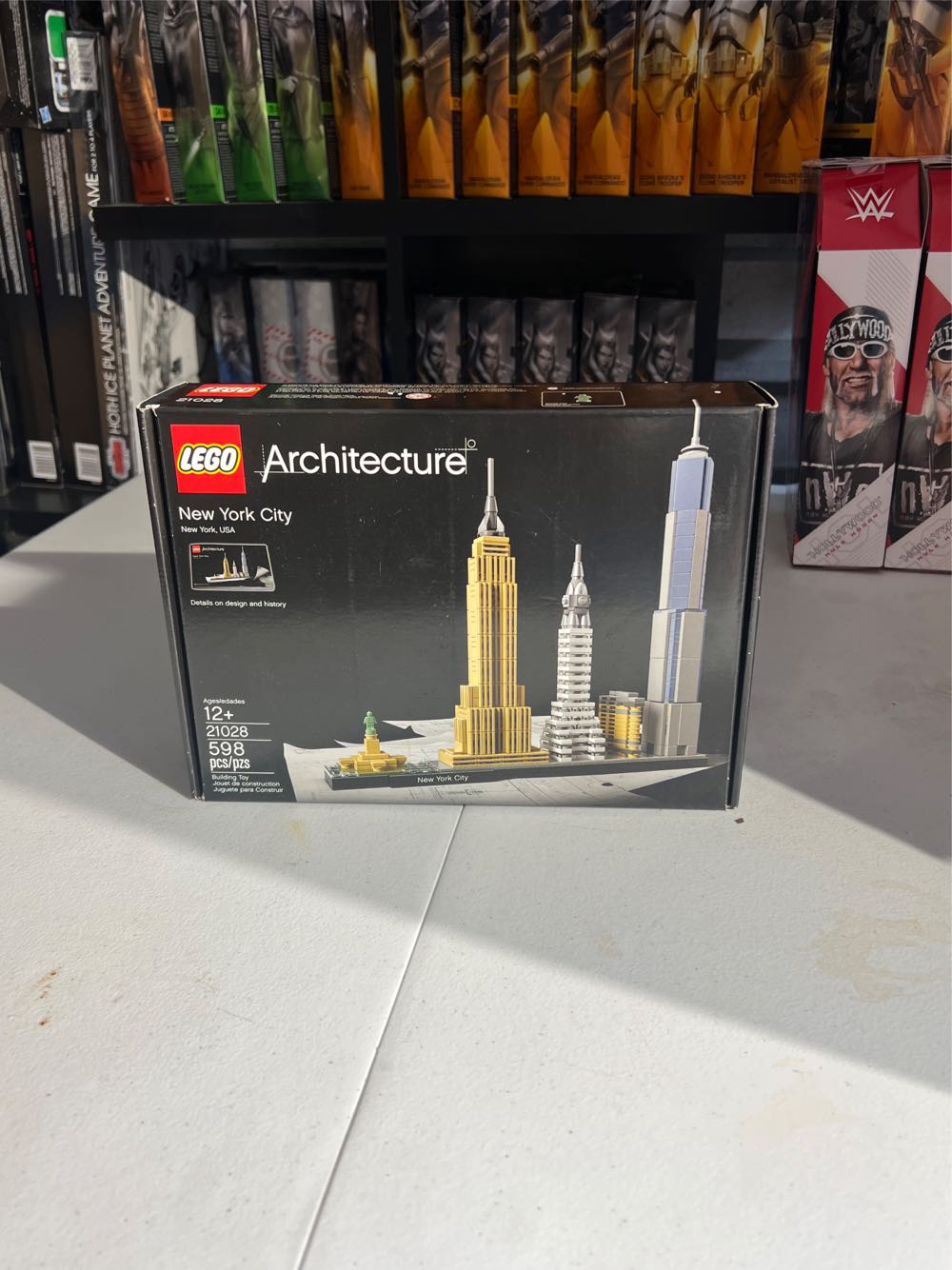 Lego New York City  action figure collectible [Barcode 673419247160] - Main Image 1