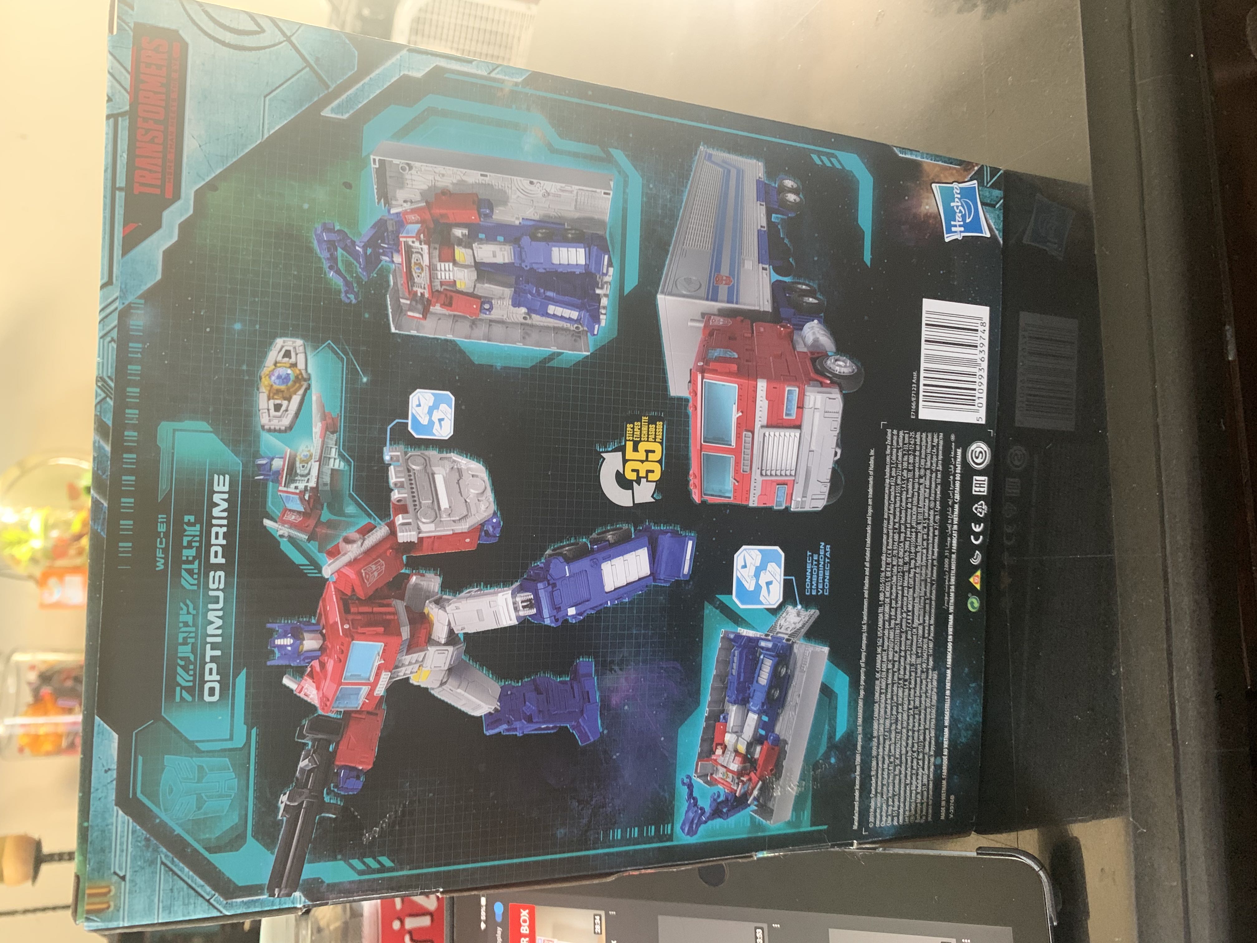 Transformers WFC Earthrise Leader Class Optimus Prime Hasbro Takara Tomy InStock - Hasbro (Transformers: War for Cybertron - Earthrise) action figure collectible [Barcode 5010993639748] - Main Image 3