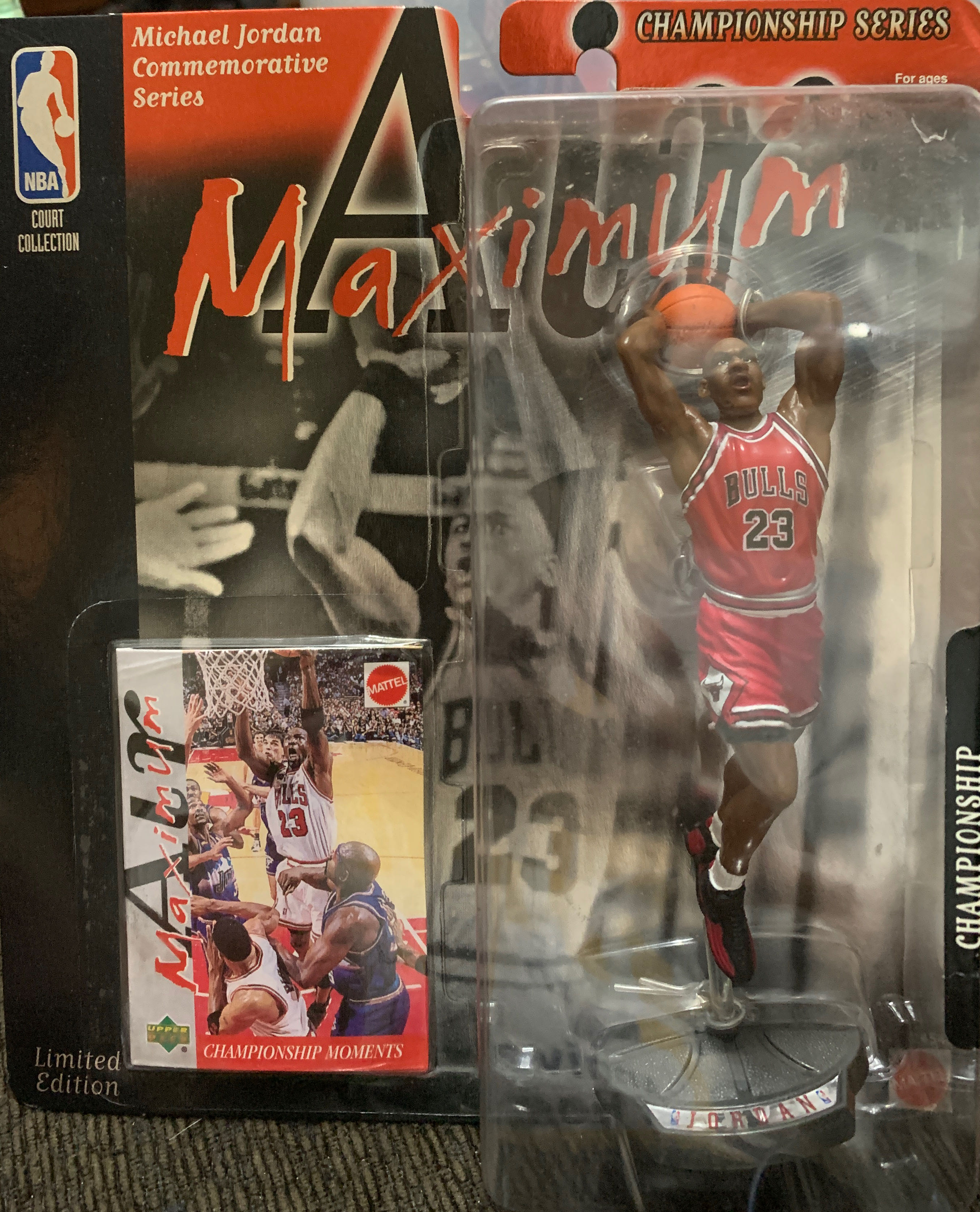 Transformers WFC Siege Spinister WFC-S48