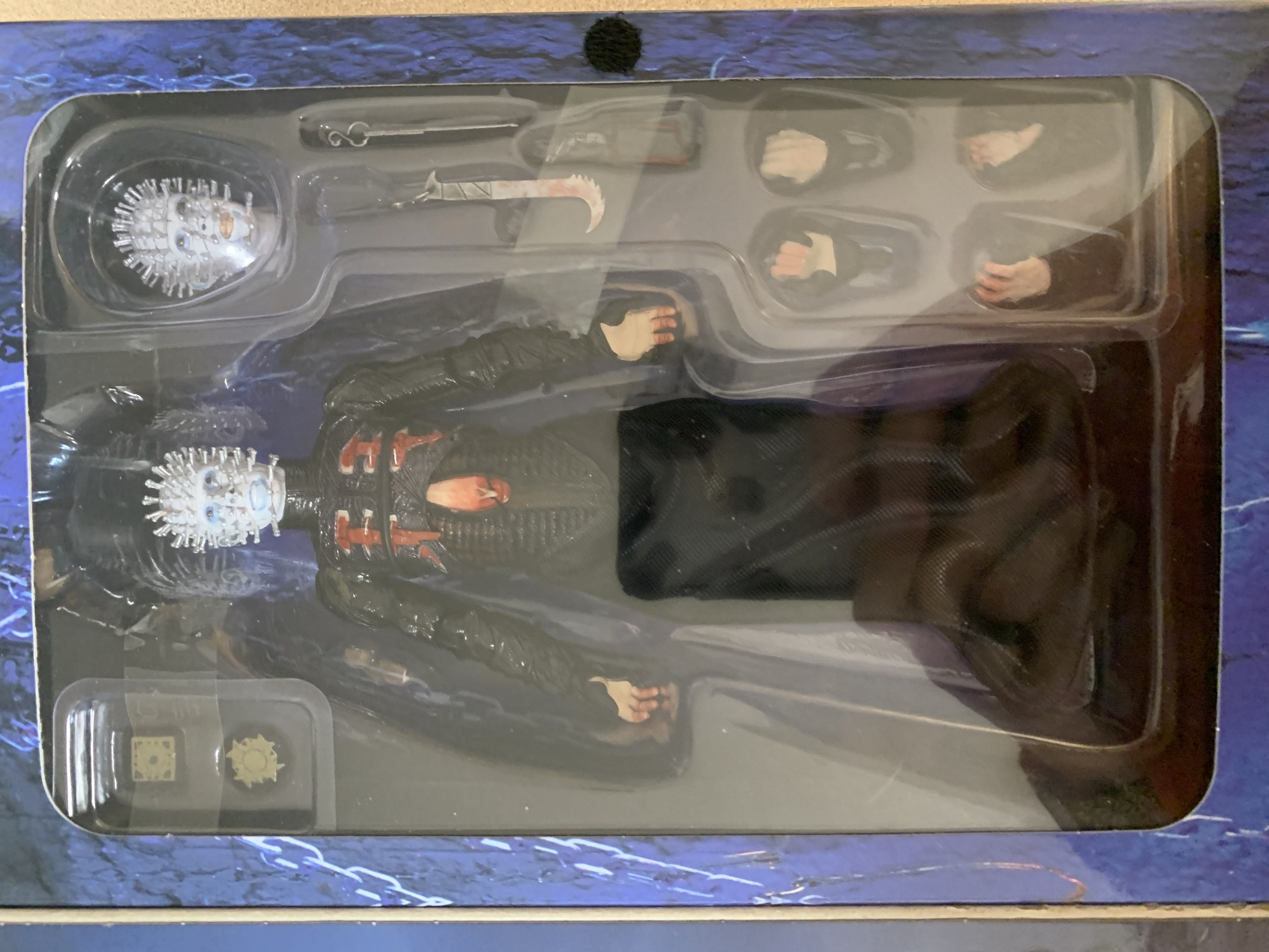 Pinhead - FILMS - HORROR (Hellraiser) action figure collectible [Barcode 634482331033] - Main Image 2