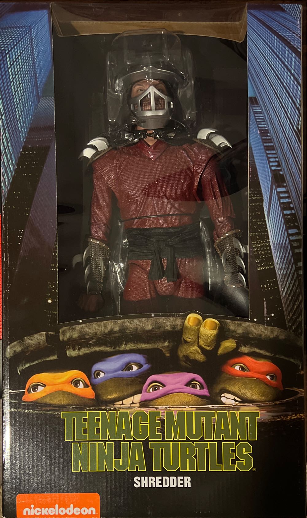 TMNT 1:4 Shredder  - Neca (Teenage Mutant Ninja Turtles) action figure collectible [Barcode 634482540831] - Main Image 2