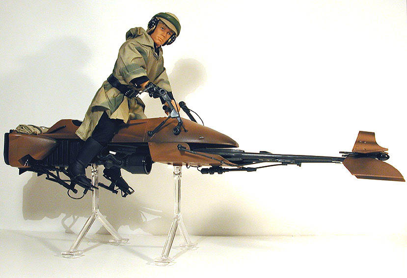 Speeder Bike With Luke Skywalker - Hasbro (Star Wars: Return Of The Jedi) action figure collectible [Barcode 076930262955] - Main Image 4