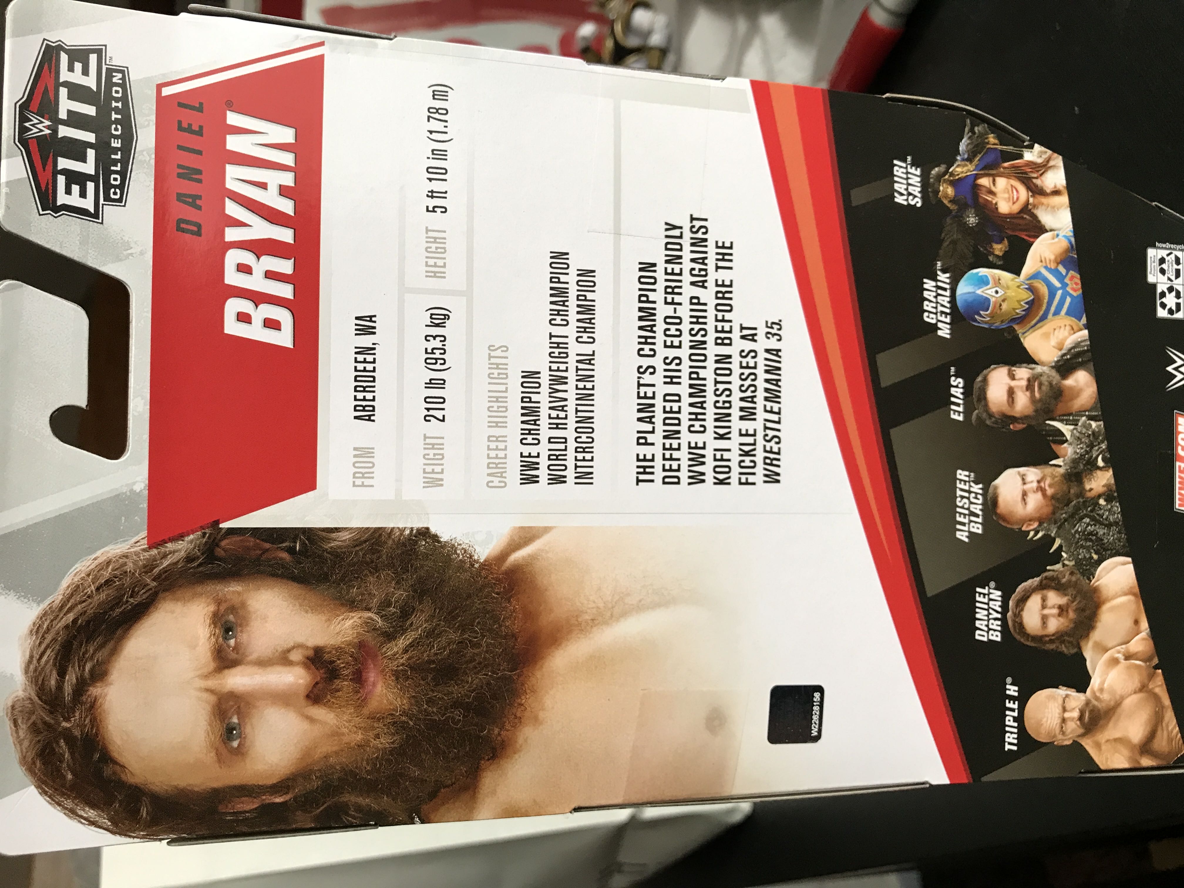 Daniel Bryan Elite 73 - Mattel (WWE Elite Collection - Series 73) action figure collectible [Barcode 887961830064] - Main Image 2