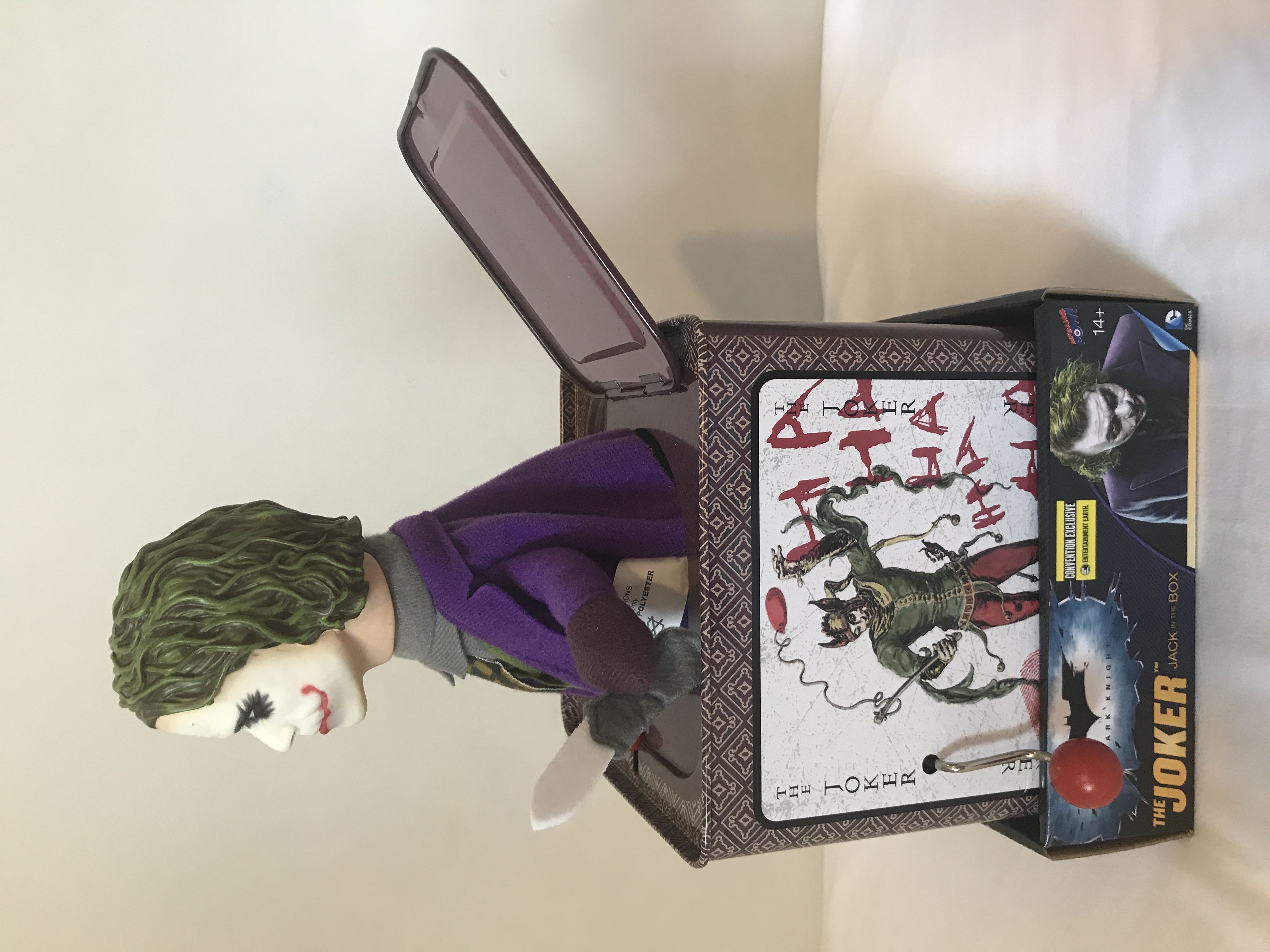 The Joker Jack In The Box - Entertainment Earth (Batman - The Dark Knight) action figure collectible [Barcode 840417102450] - Main Image 4