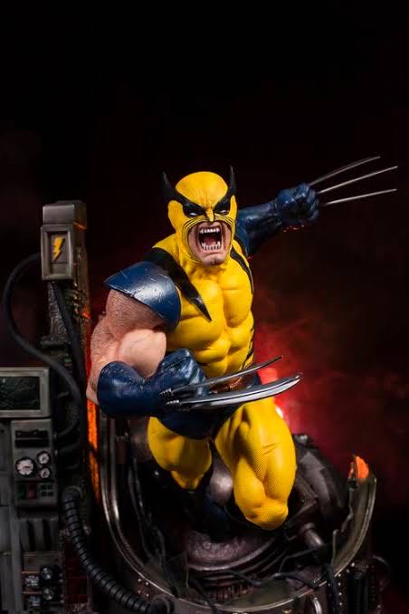 Wolverine Legacy Replica  - Iron Studios (Marvel Legacy Replica 1/4) action figure collectible - Main Image 2
