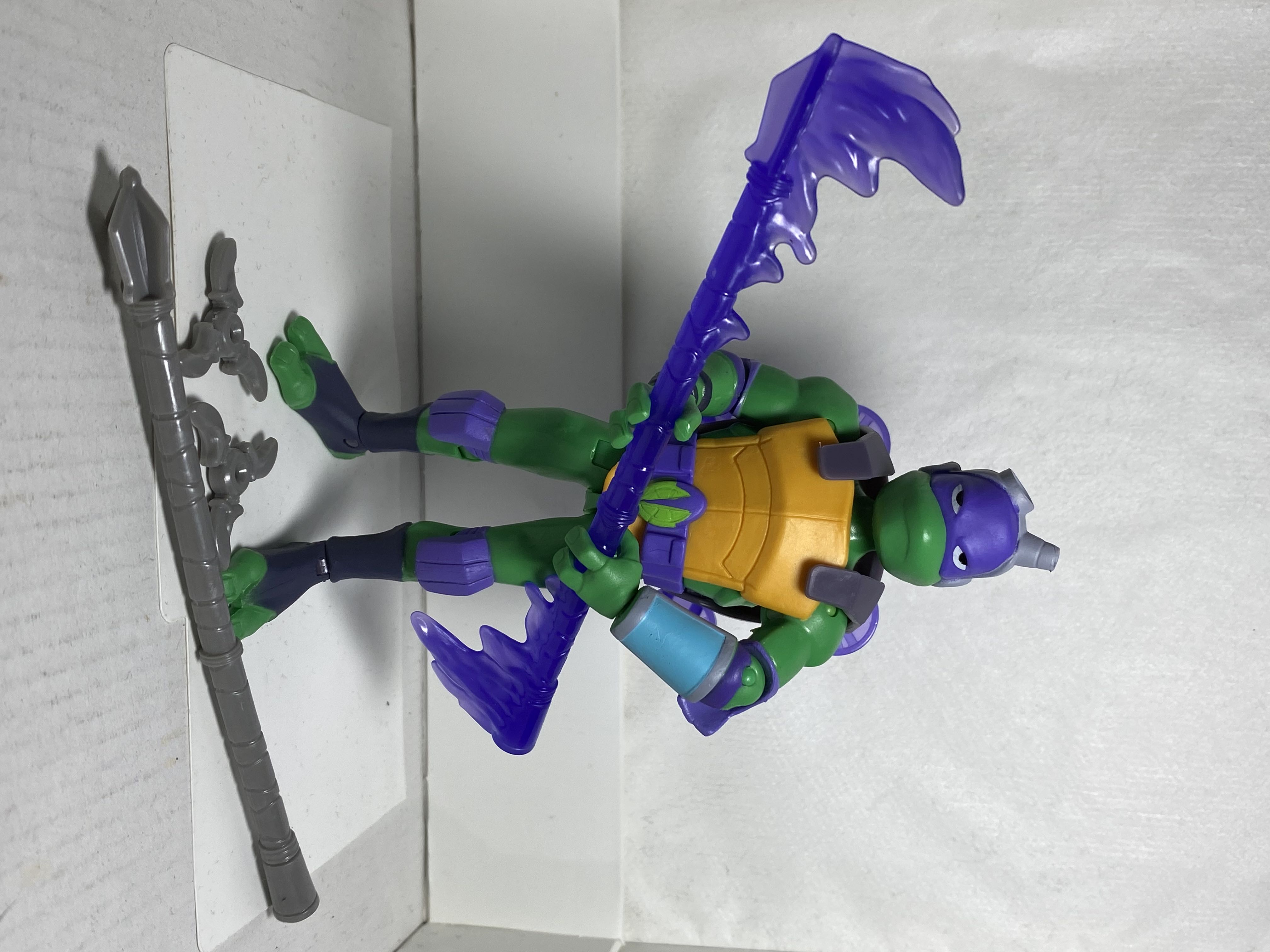Donatello - Spin Master (Rise of the Teenage Mutant Ninja Turtles) action figure collectible [Barcode 778988186367] - Main Image 4